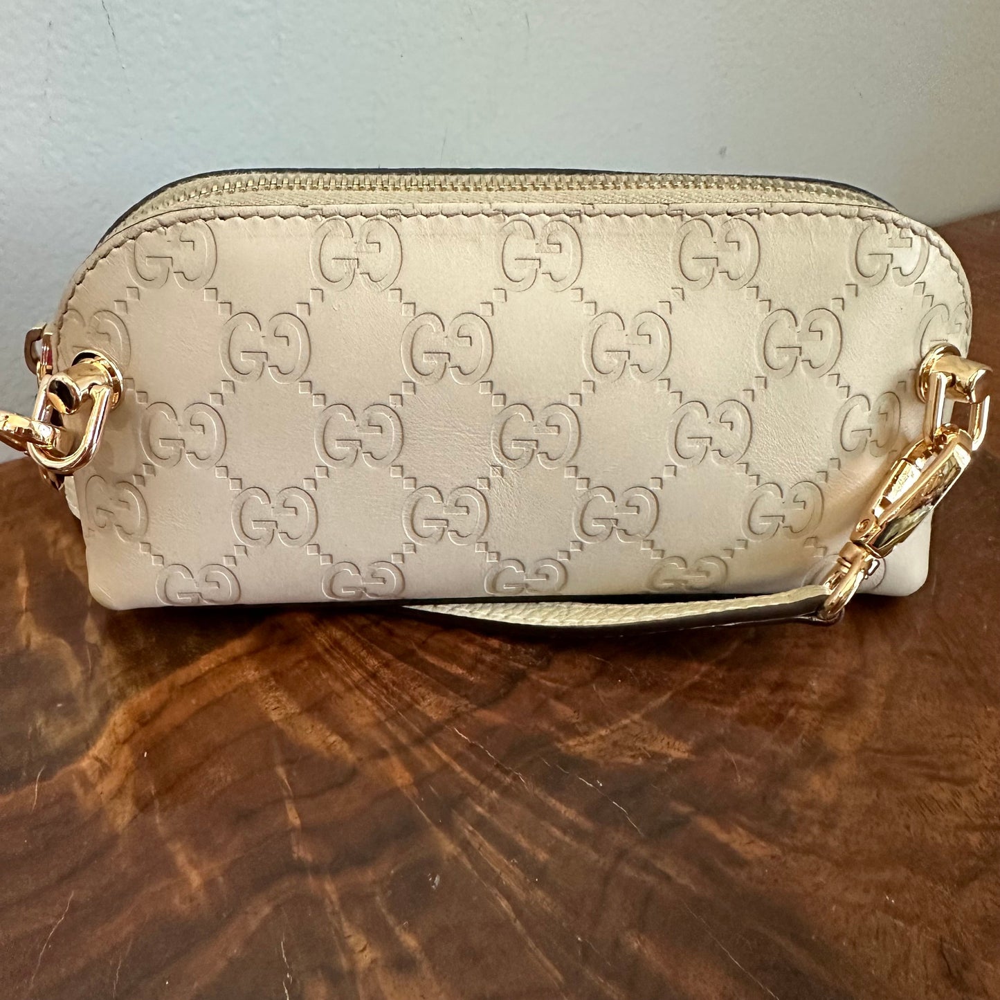 The Junco Crossbody -Orvis bags Guccisima Gucci in Light Taupe