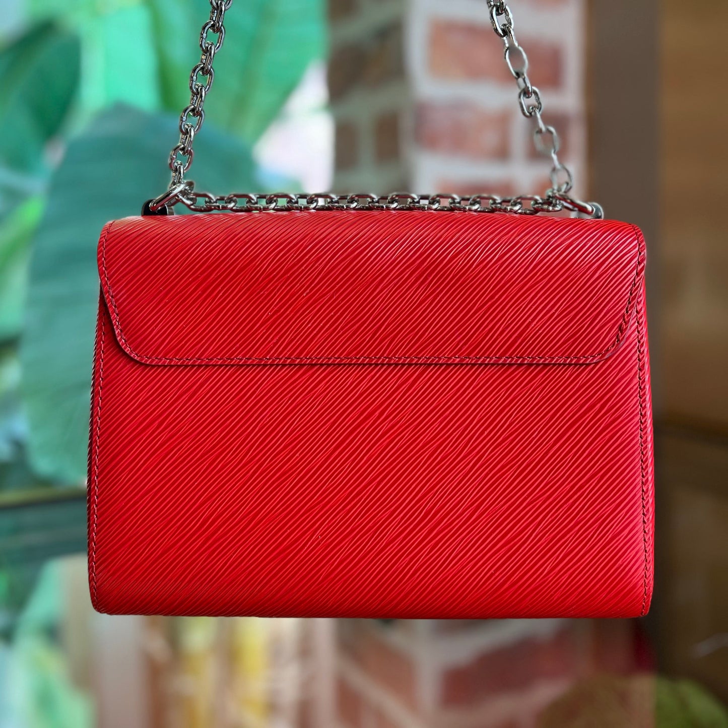 LOUIS VUITTON Twist MM Red Epi Leather Bag Coquelicot
