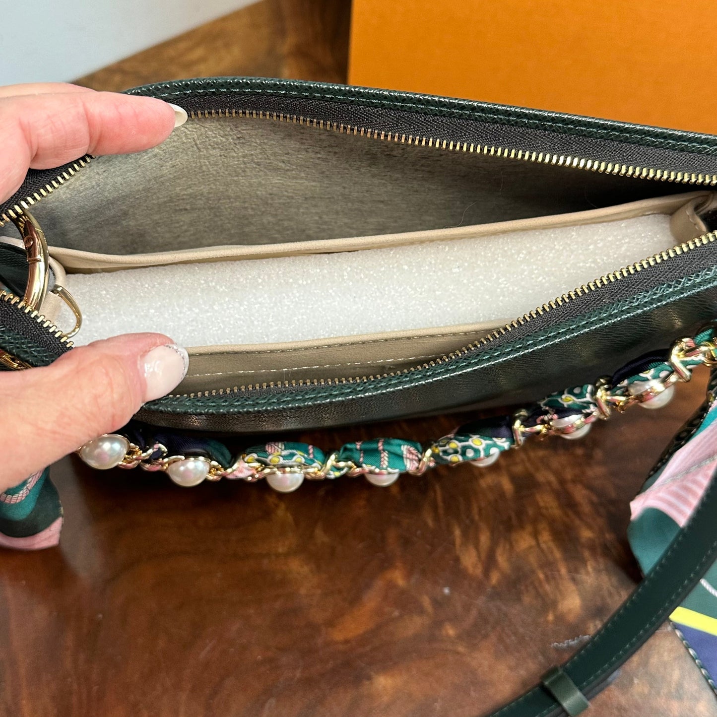 The Swan Crossbody -Orvis bags LV Taiga Leather in Dark Green
