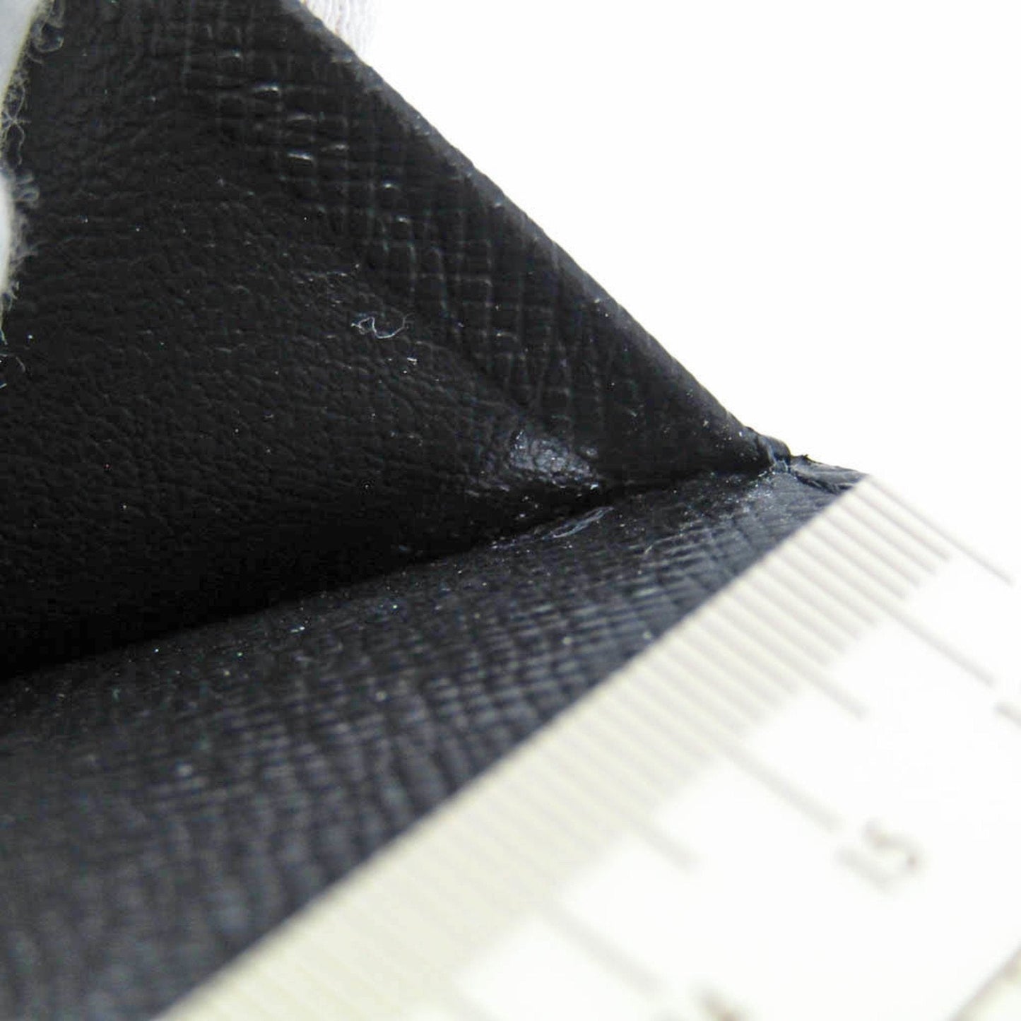 Louis Vuitton Agenda Mm Black Leather Wallet