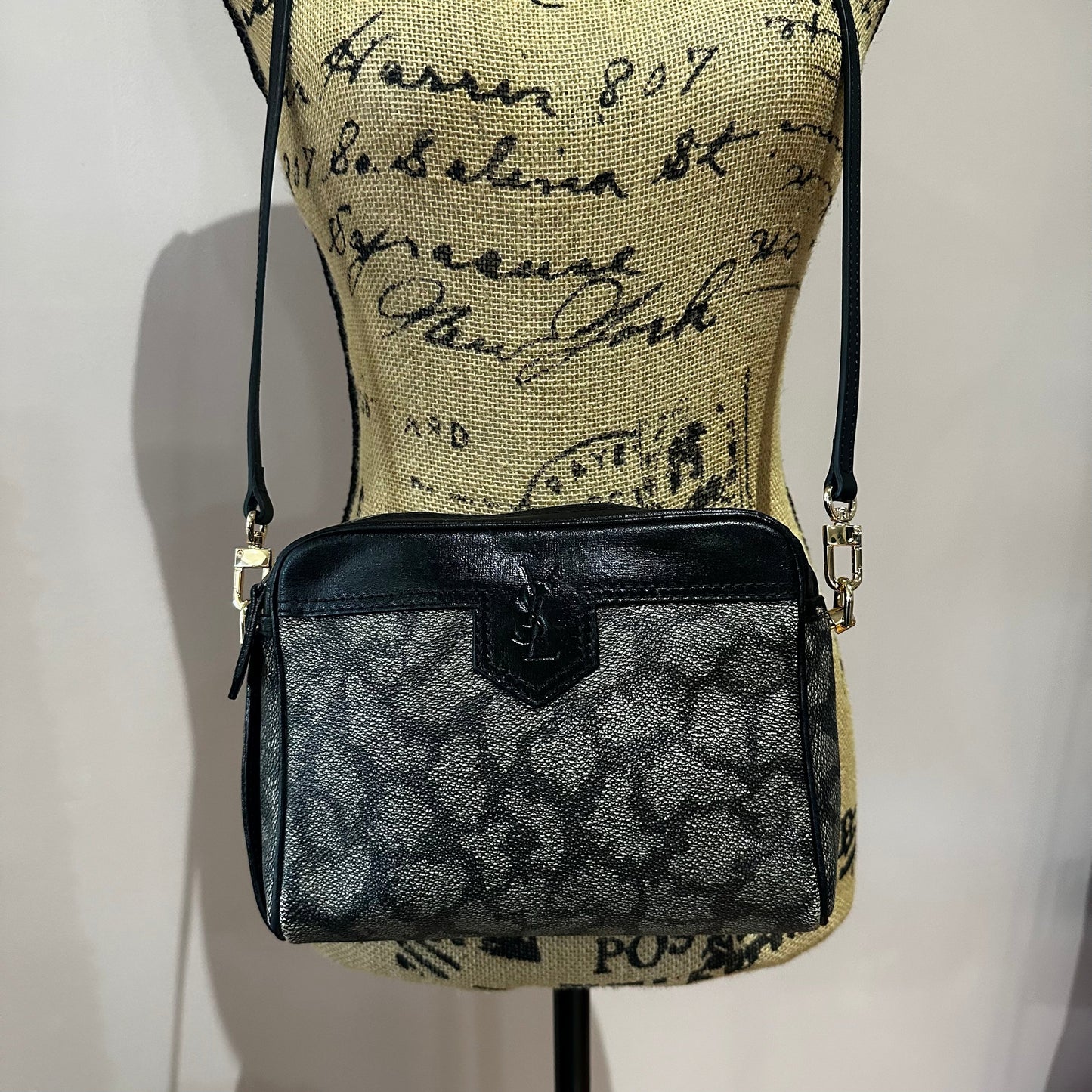 The Junco Crossbody -Orvis bags Yves Saint Laurent (YSL) in Giraffe Print