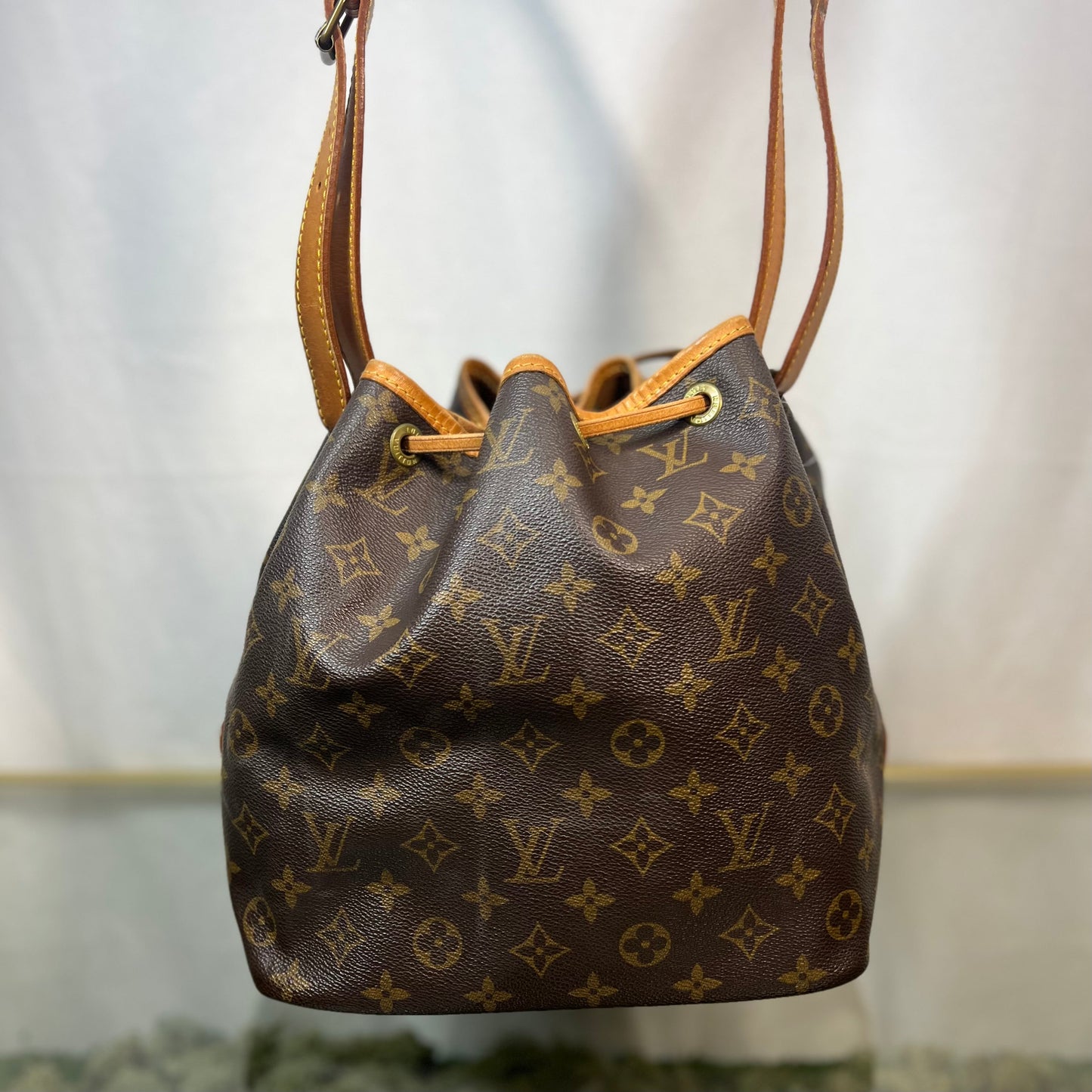 LOUIS VUITTON Vintage Noe Brown Monogram Canvas Bucket Bag