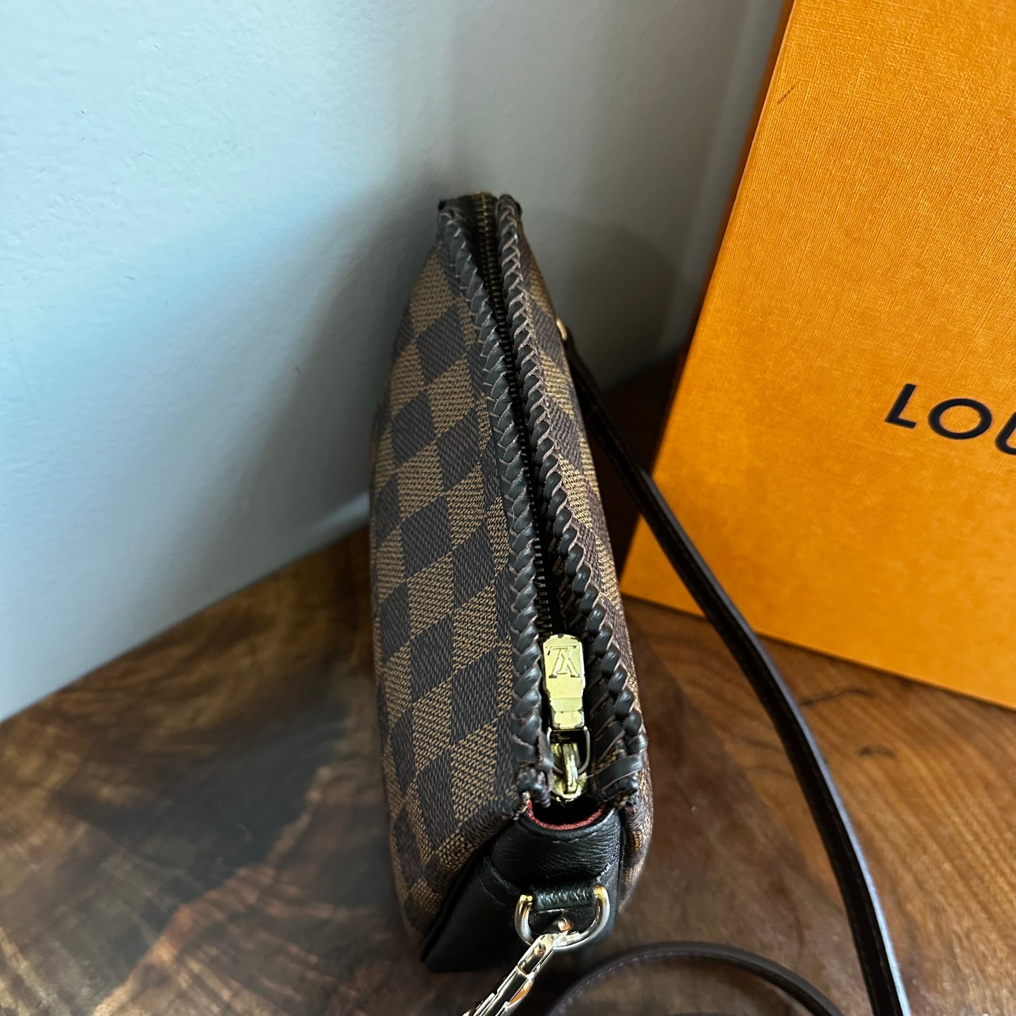 The Junco Crossbody Bag -Orvis bags LV in Damier Ebene