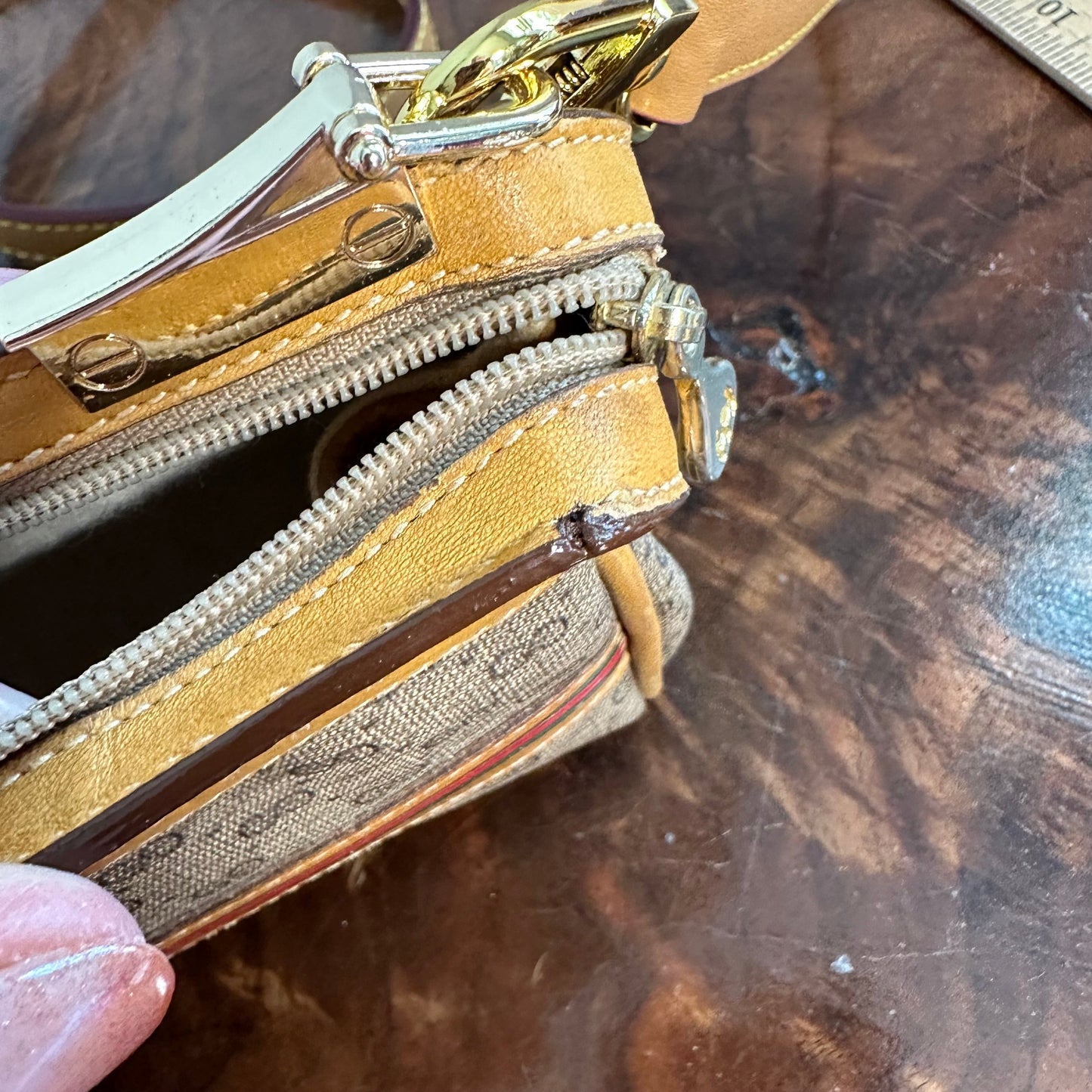 The Junco Crossbody -Orvis bags Micro GG Gucci Bag