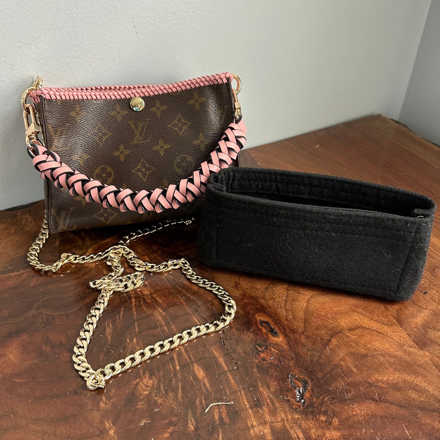The Cygnet Crossbody Handbag -Orvis bags LV Monogram in Blush Pink