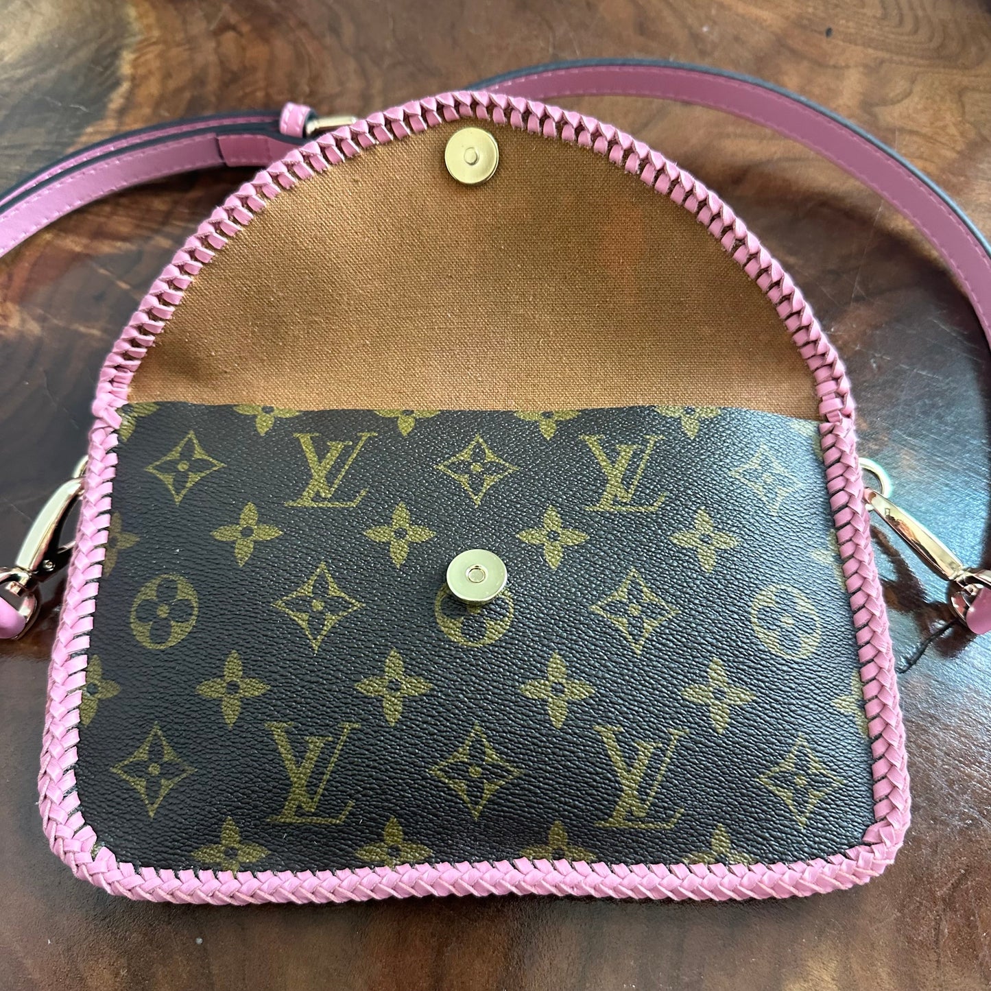 The Falcon - Monogram Crossbody in Pink