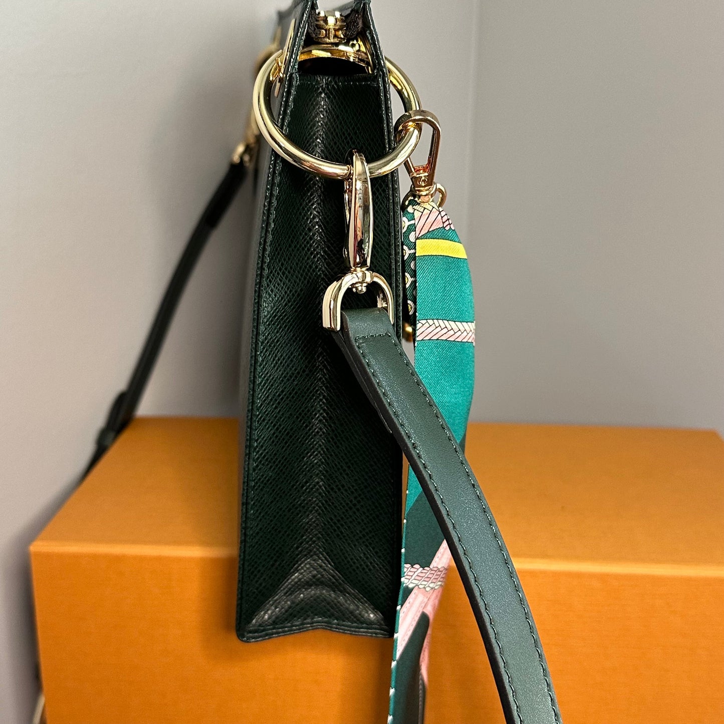 The Swan Crossbody -Orvis bags LV Taiga Leather in Dark Green