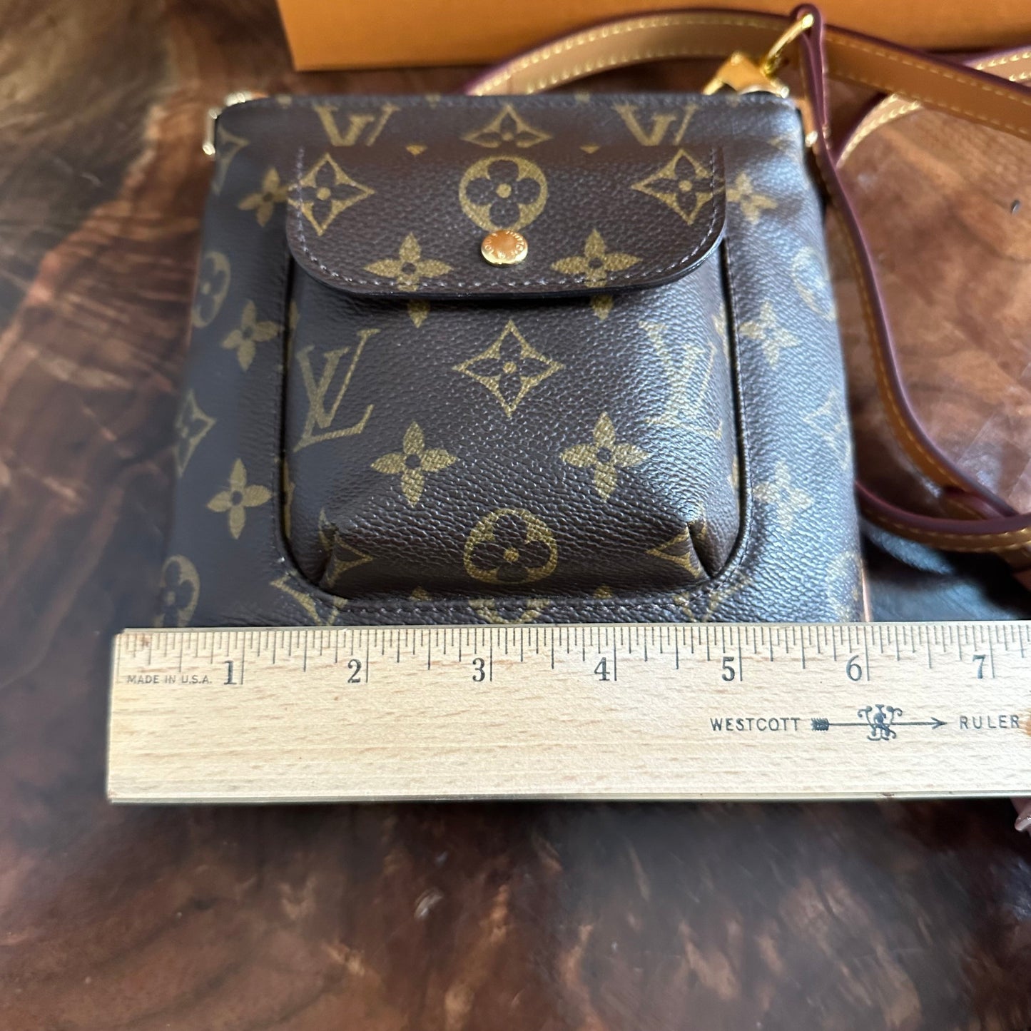 The Junco Crossbody -Orvis bags LV Monogram in Vachetta