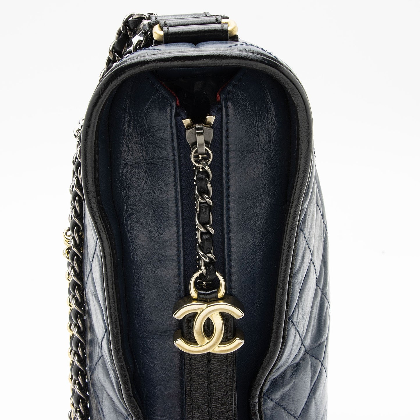 Chanel Aged Calfskin Gabrielle Medium Hobo (SHF-xfghPP)