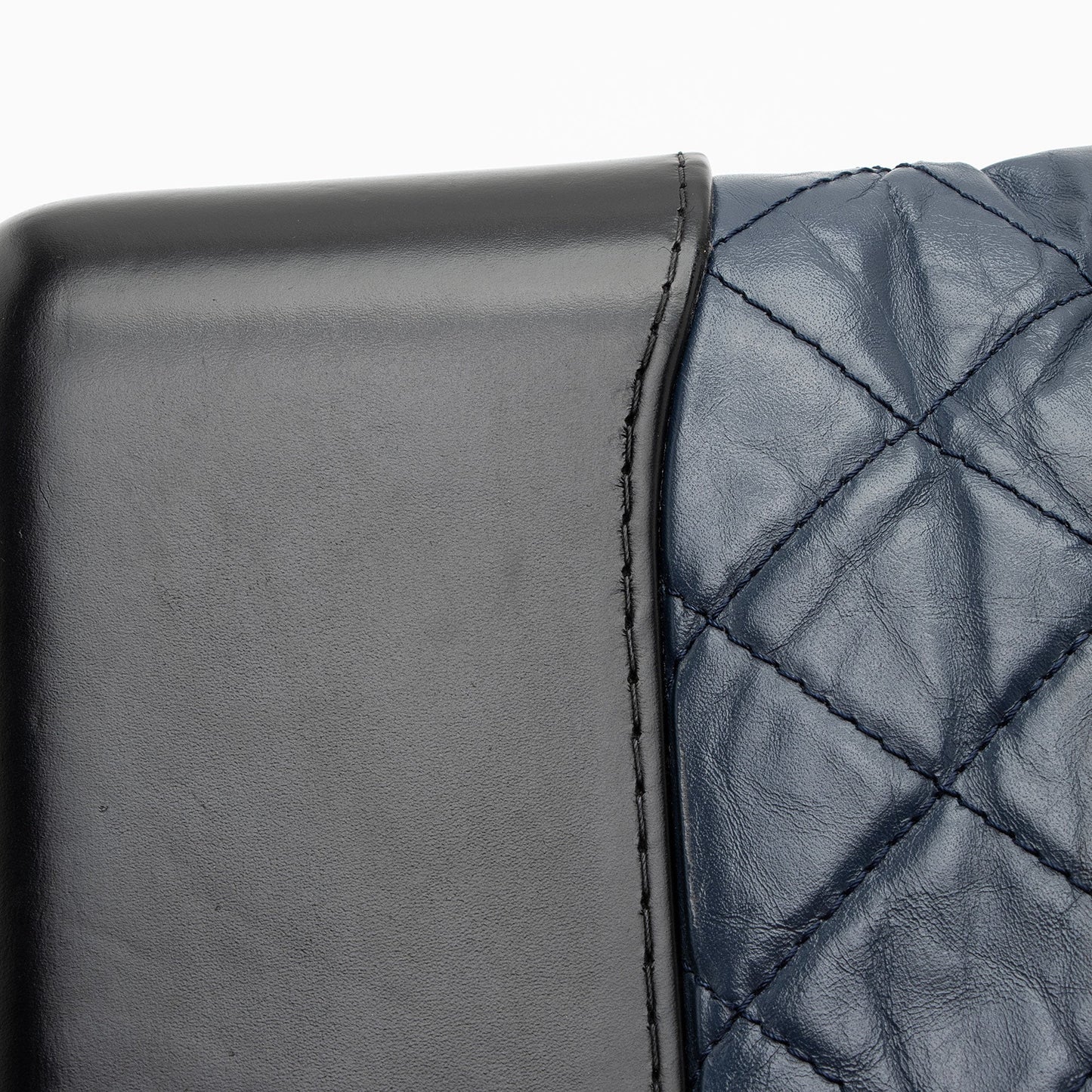 Chanel Aged Calfskin Gabrielle Medium Hobo (SHF-xfghPP)