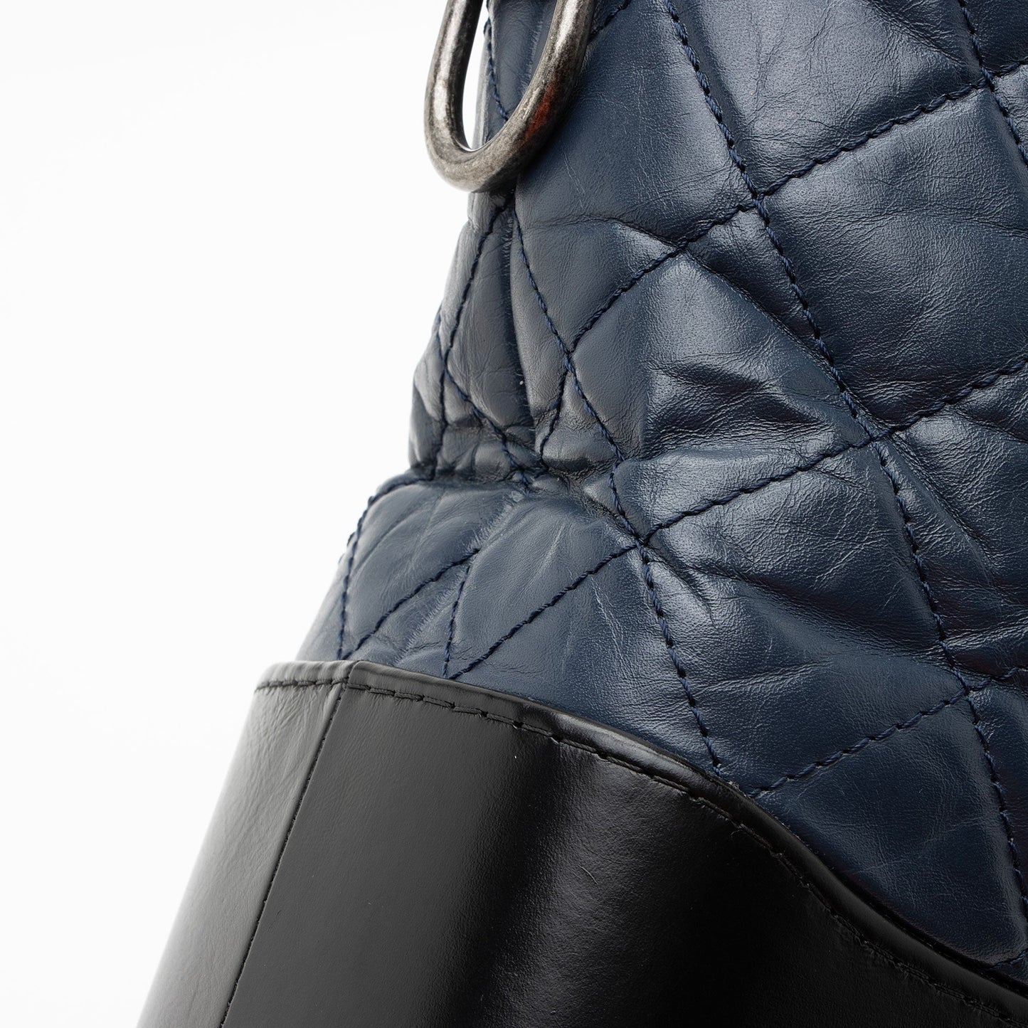 Chanel Aged Calfskin Gabrielle Medium Hobo (SHF-xfghPP)