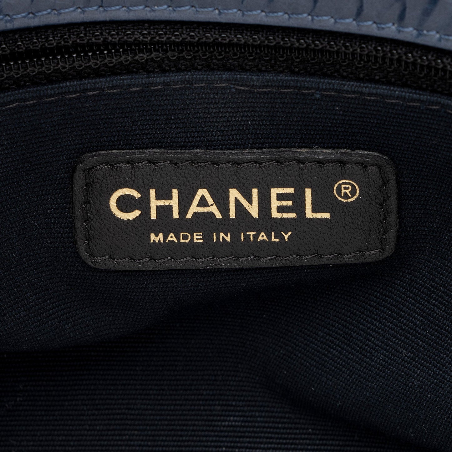 Chanel Glazed Calfskin Reissue Small Tote (SHF-NdQ2KU)