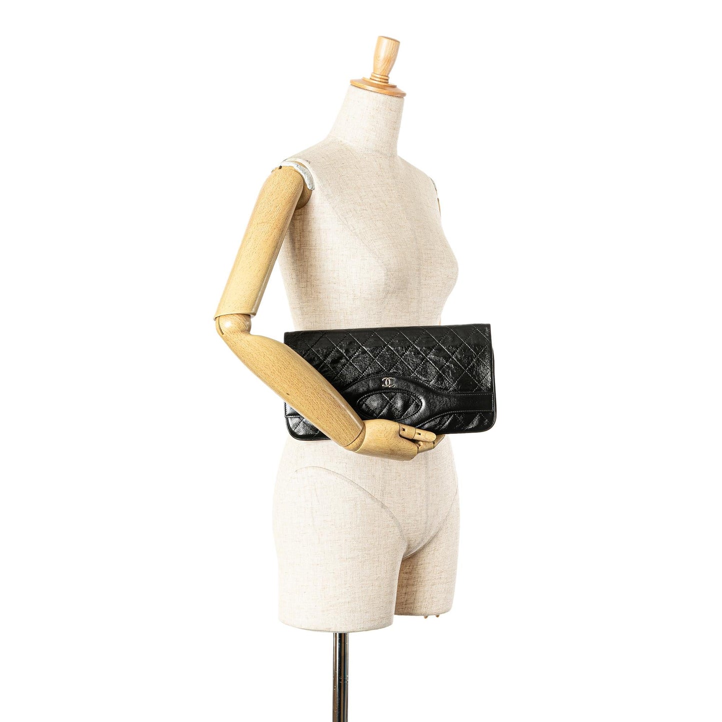 Chanel Large Shiny Crumpled Calfskin 31 Clutch