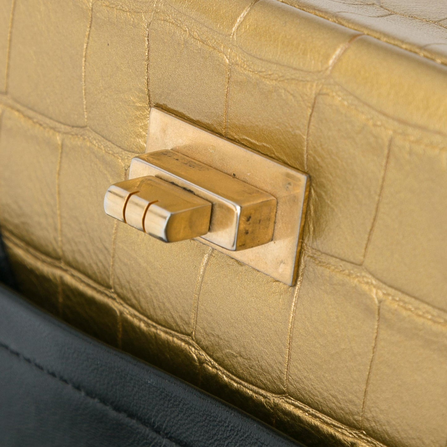 Chanel Medium Croc Embossed Lambskin 2.55 Reissue Double Flap Bag
