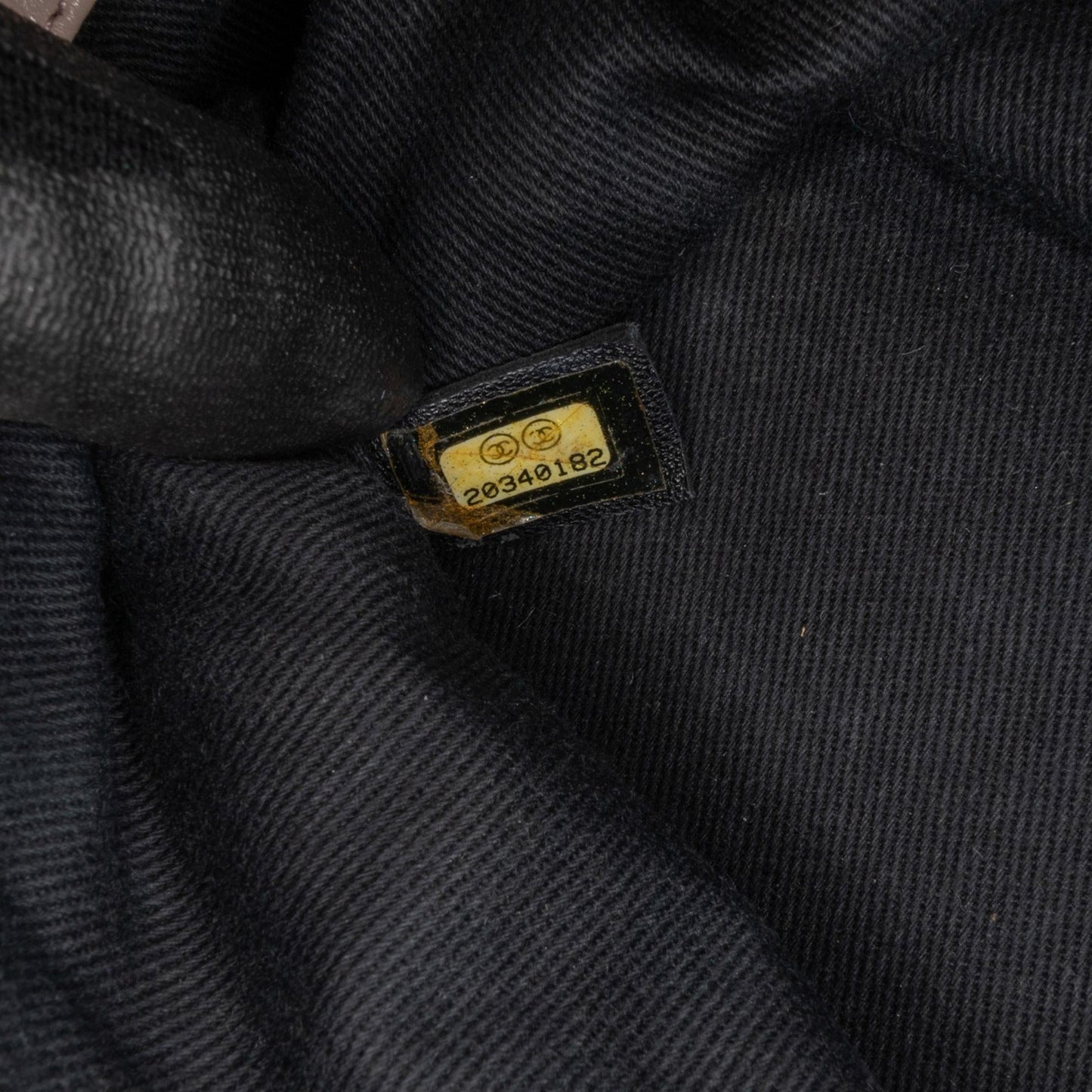 Chanel Quilted Aged Calfskin Single Flap (SHG-vBvXcU)
