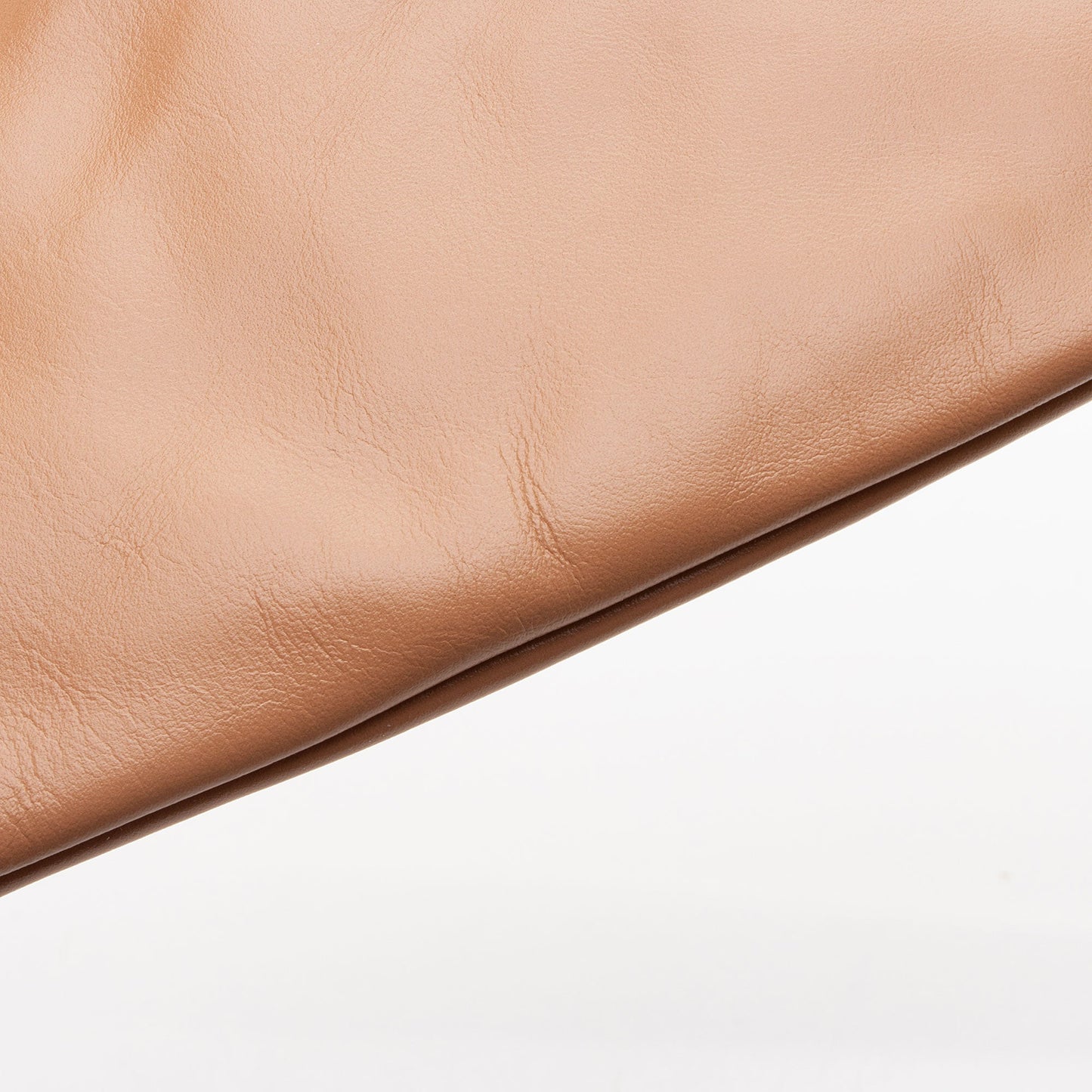 Chanel Shiny Calfskin Small Chanel 22 Pochette (SHF-JufGfx)