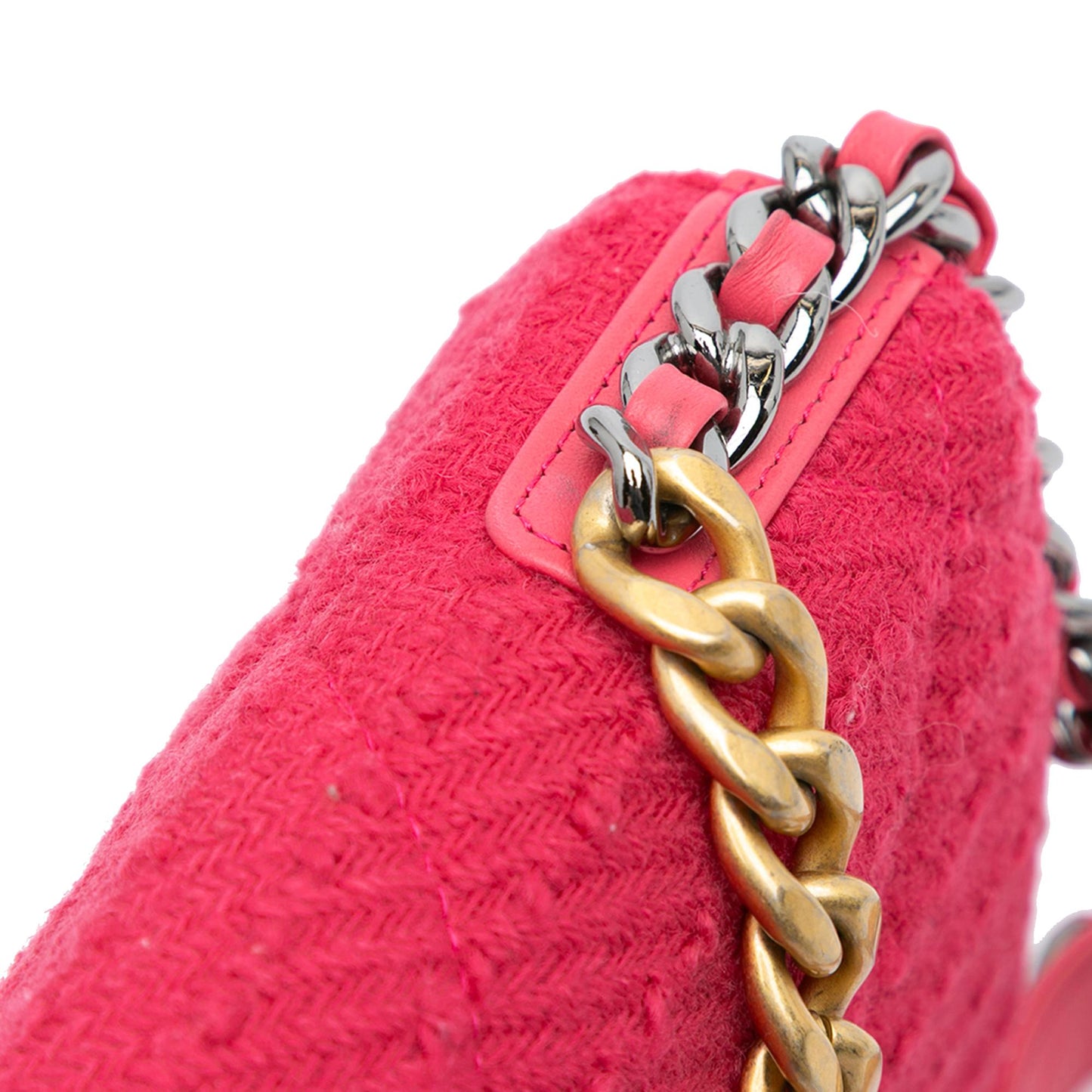 Chanel Tweed 19 Wallet On Chain