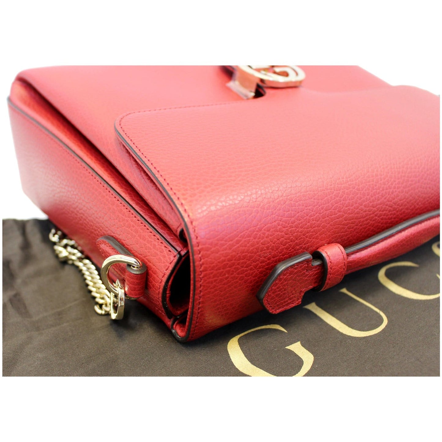 GUCCI Interlocking GG Calfskin Leather Medium Shoulder Bag Red