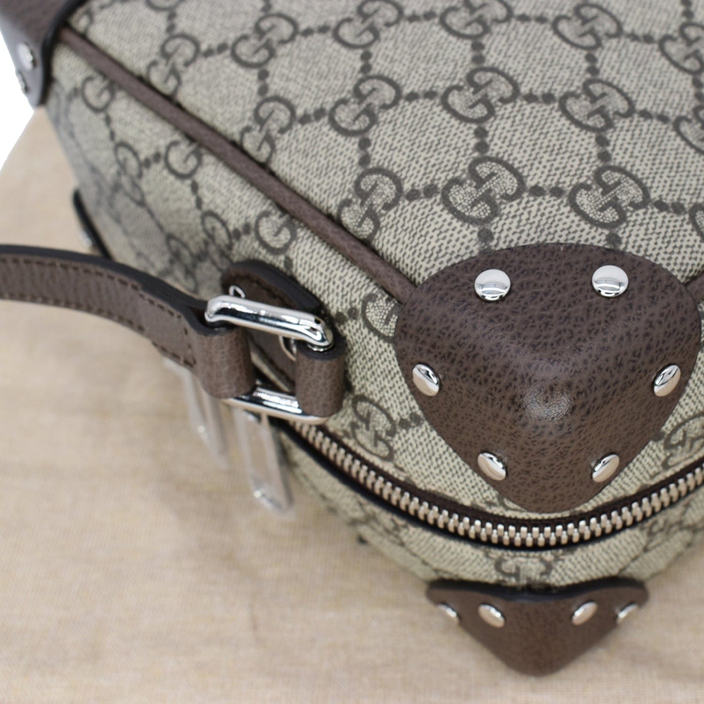 GUCCI GG Supreme Monogram Canvas Shoulder Bag Beige 626363