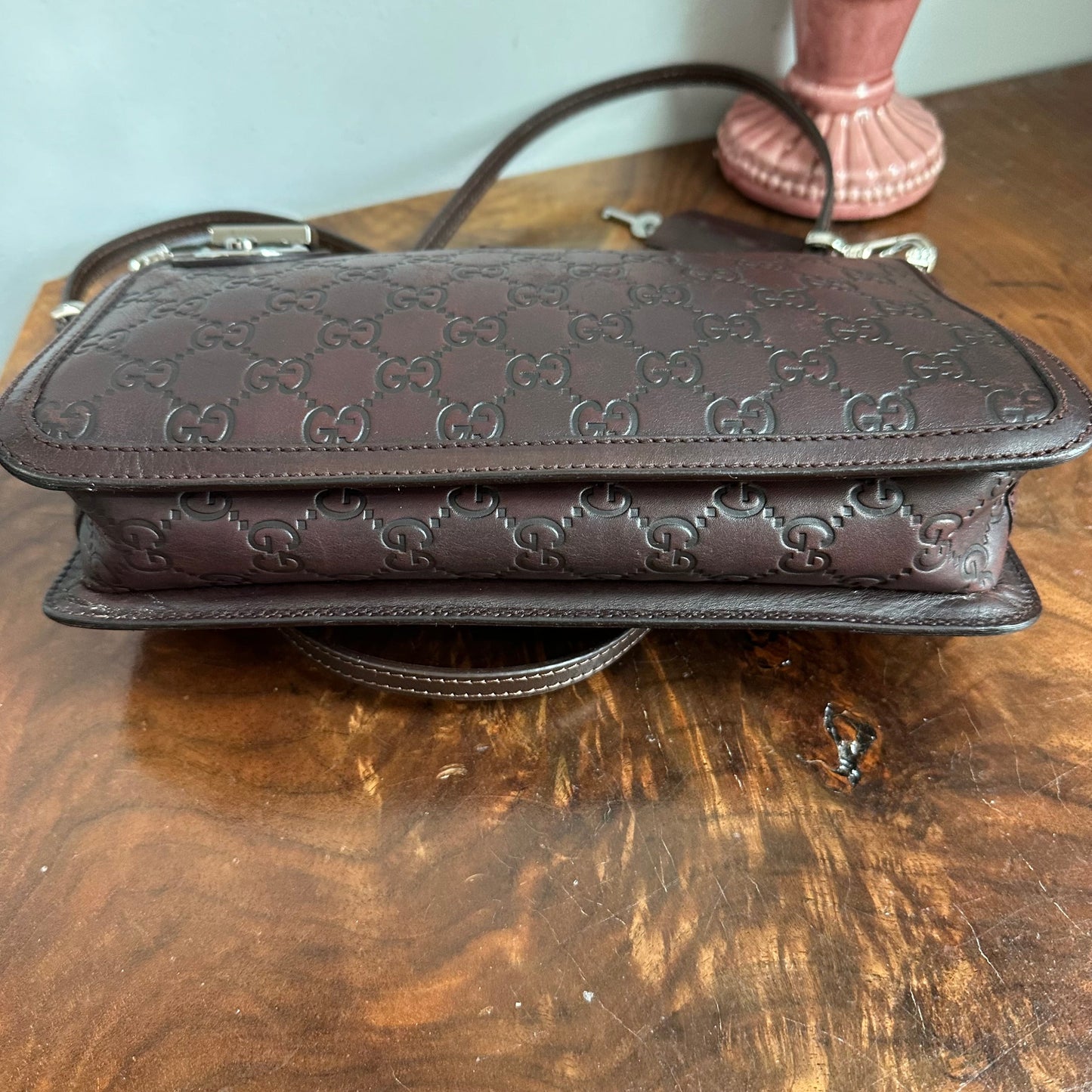 The Junco -Orvis bags Gucci Guccissima Crossbody Bag in Brown