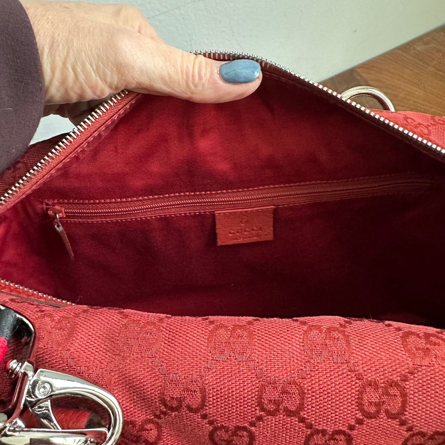 The Full Falcon Crossbody/Handbag - Orvis bags Gucci in Red Canvas