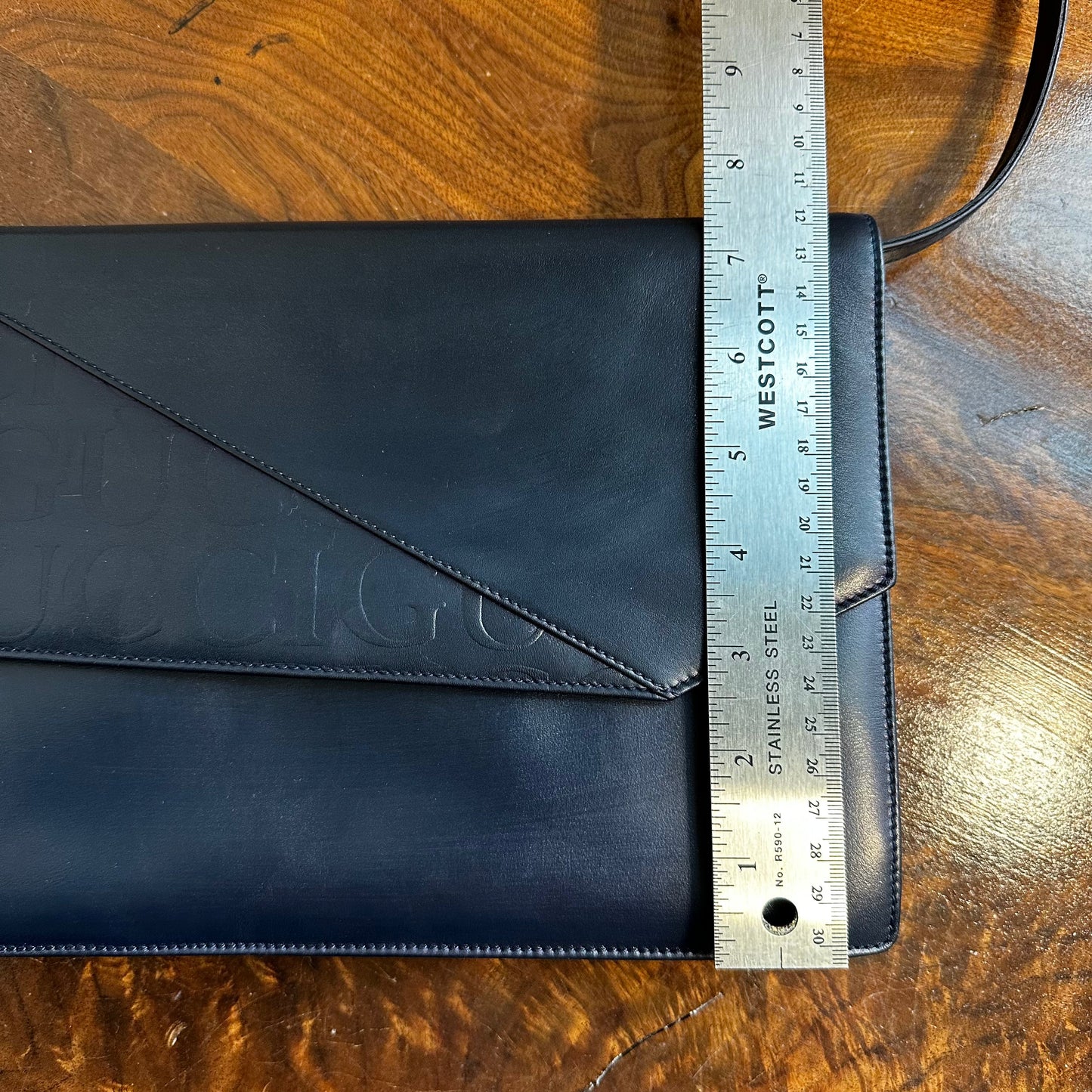 The Swan -Orvis bags Gucci GG Crossbody/Shoulder/Clutch Bag in Navy Leather