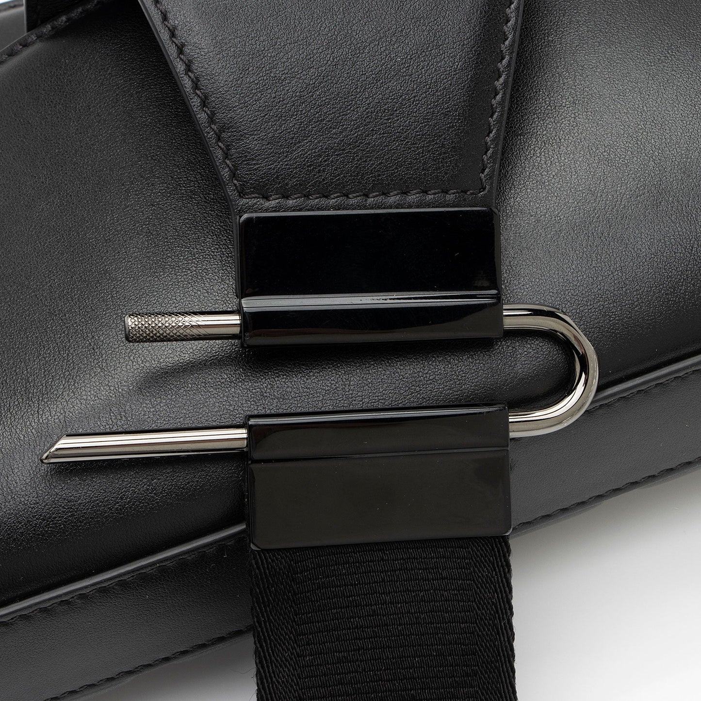Givenchy Quilted Calfskin Antigona U Crossbody (SHF-N5cAVd)