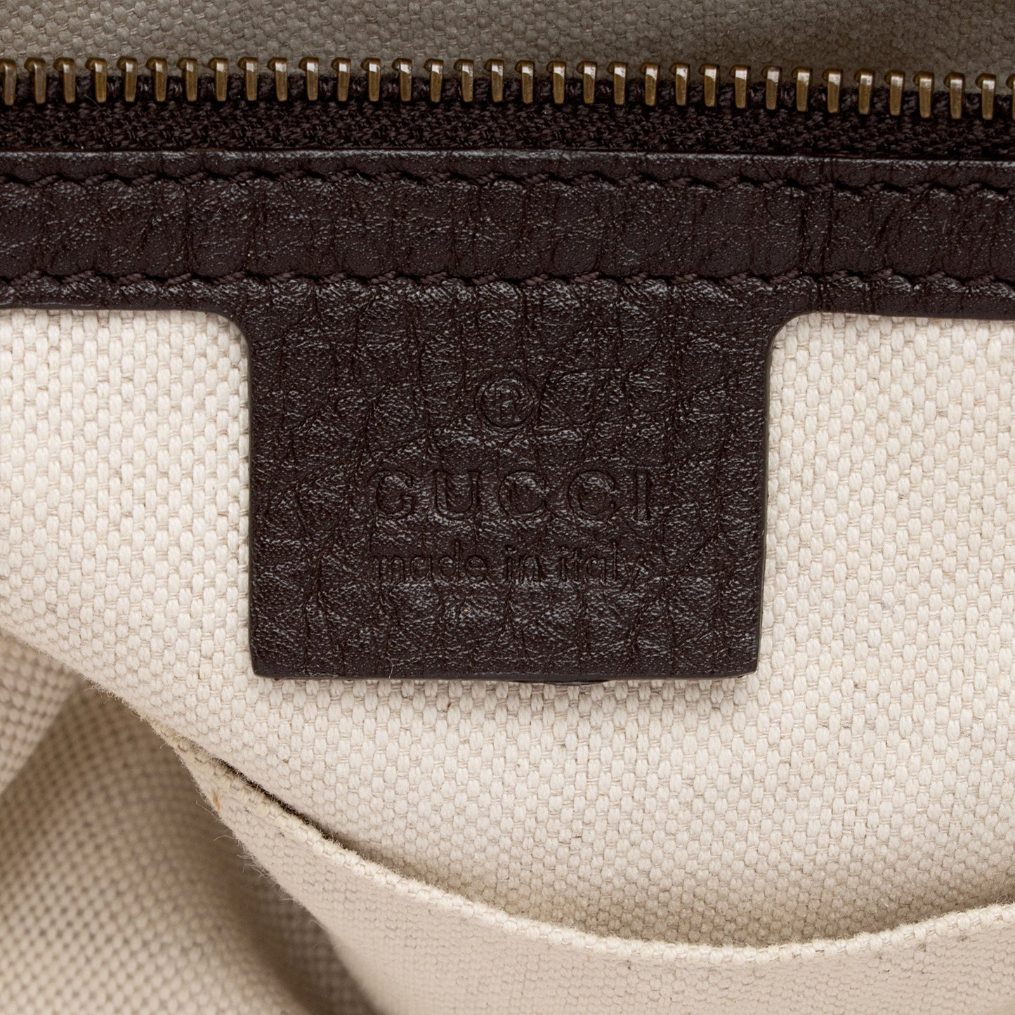 Gucci Diamante Canvas 1973 Medium Tote (SHF-uEOrw8)