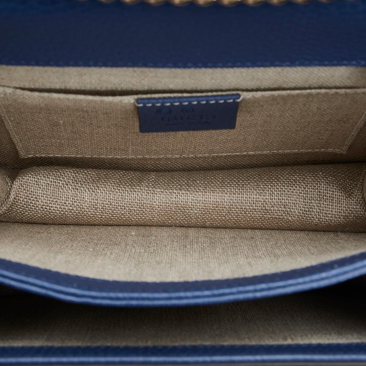 Gucci Dollar Calf Interlocking G Crossbody (SHG-v17dFN)
