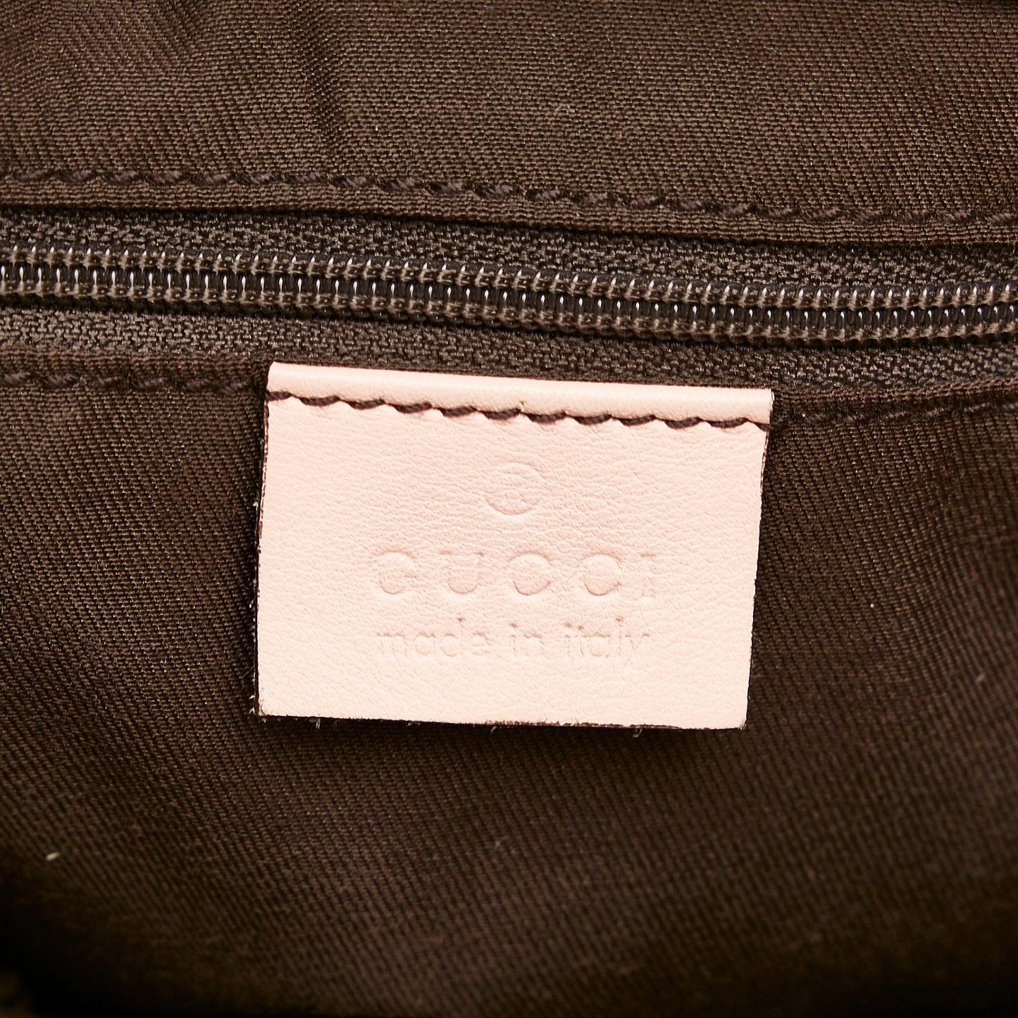 Gucci GG Canvas Abbey Tote Bag (SHG-noPqrr)