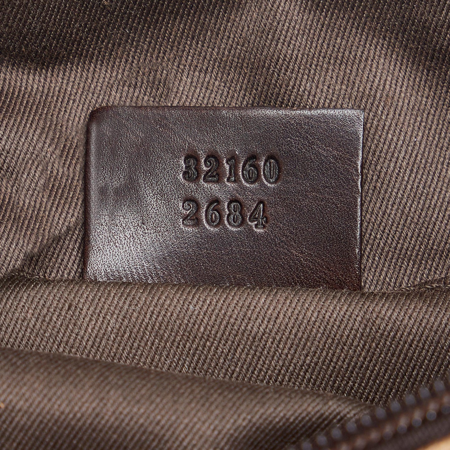 Gucci GG Canvas Baguette (SHG-cGEWCF)