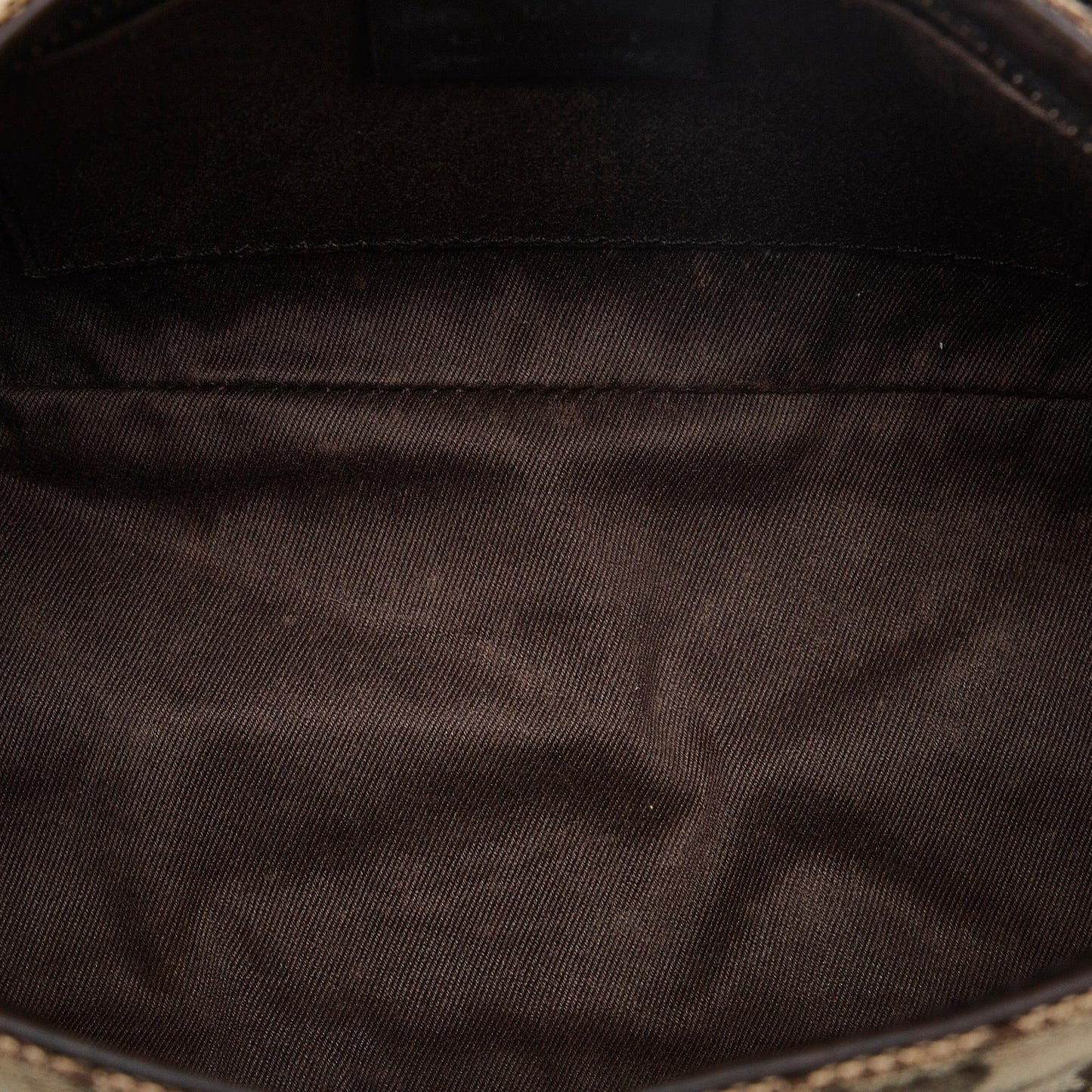Gucci GG Canvas Baguette (SHG-LwbSCX)