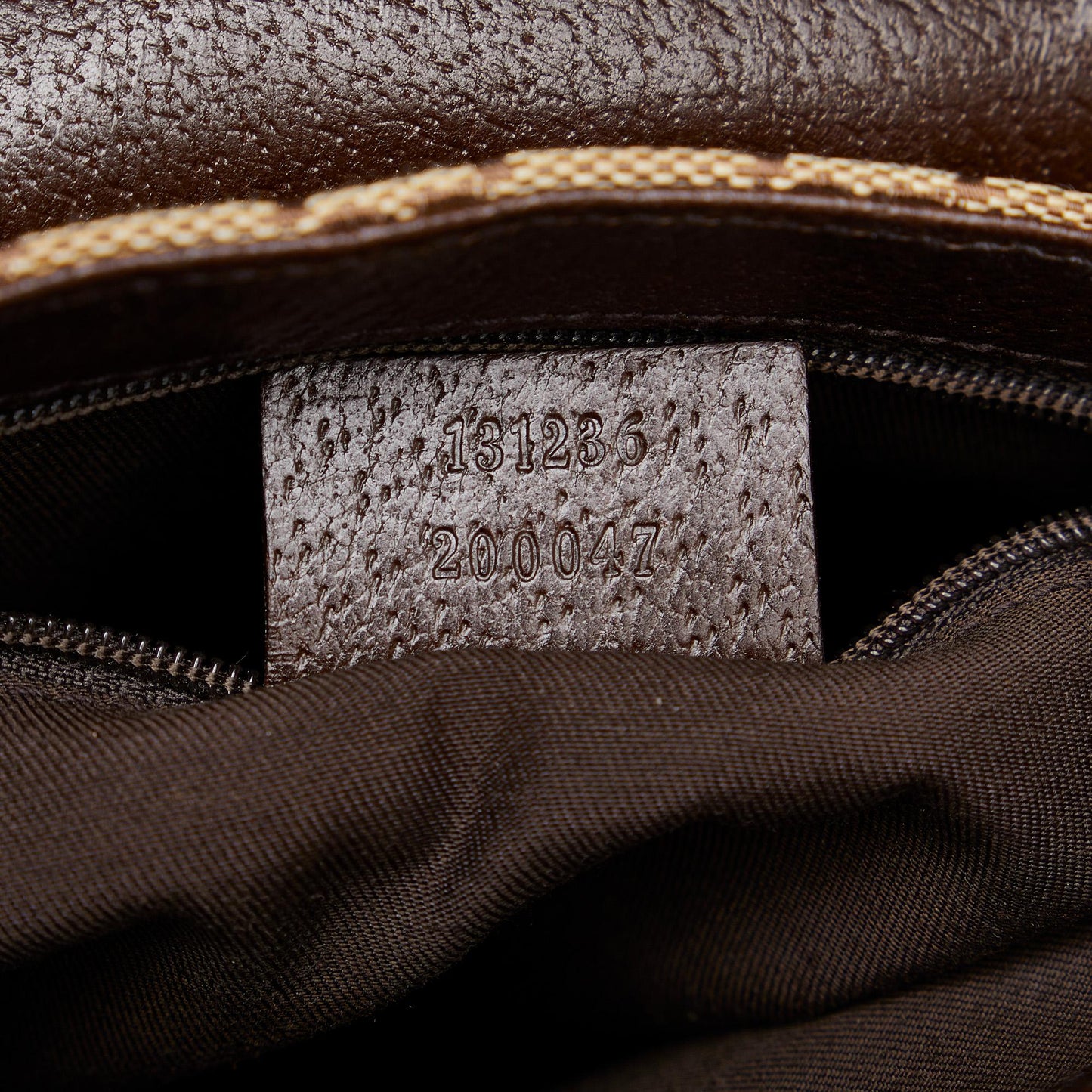 Gucci GG Canvas Belt Bag (SHG-6DiTZW)