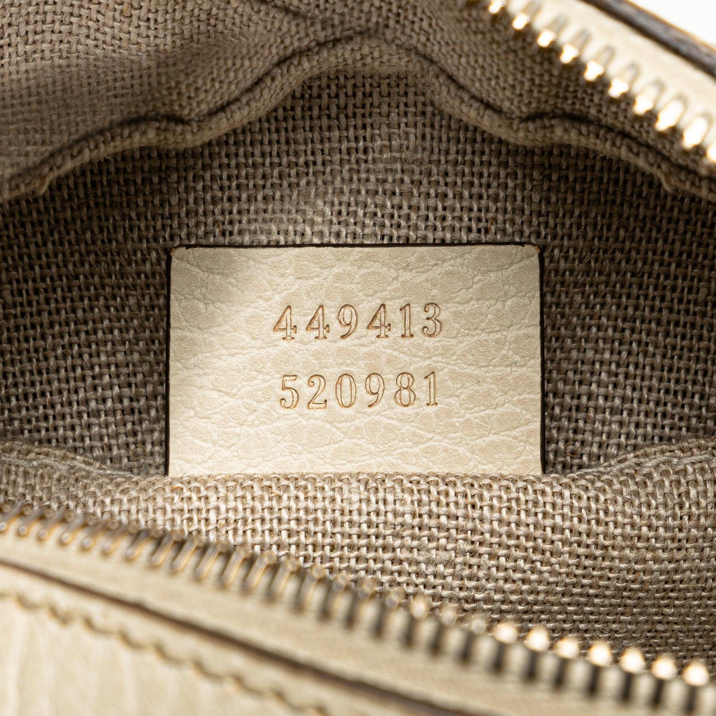 Gucci GG Canvas Bree Crossbody (SHG-eDC29N)