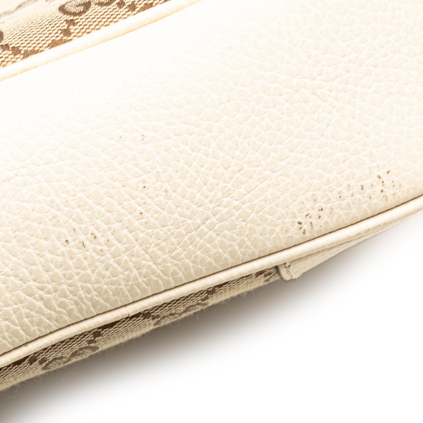 Gucci GG Canvas Bree Crossbody (SHG-eDC29N)
