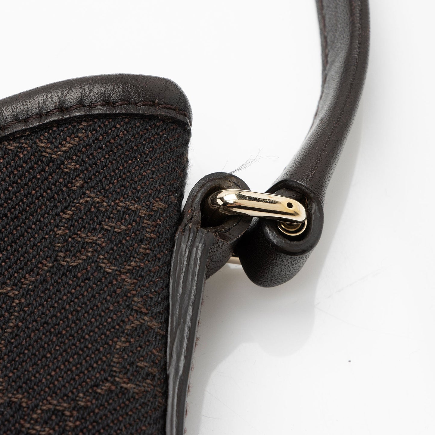 Gucci GG Canvas Britt Medium Hobo (SHF-nj2RBV)