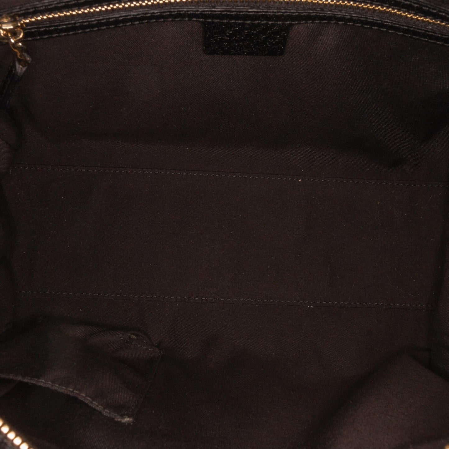 Gucci GG Canvas Charmy Handbag (SHG-8O8KhM)