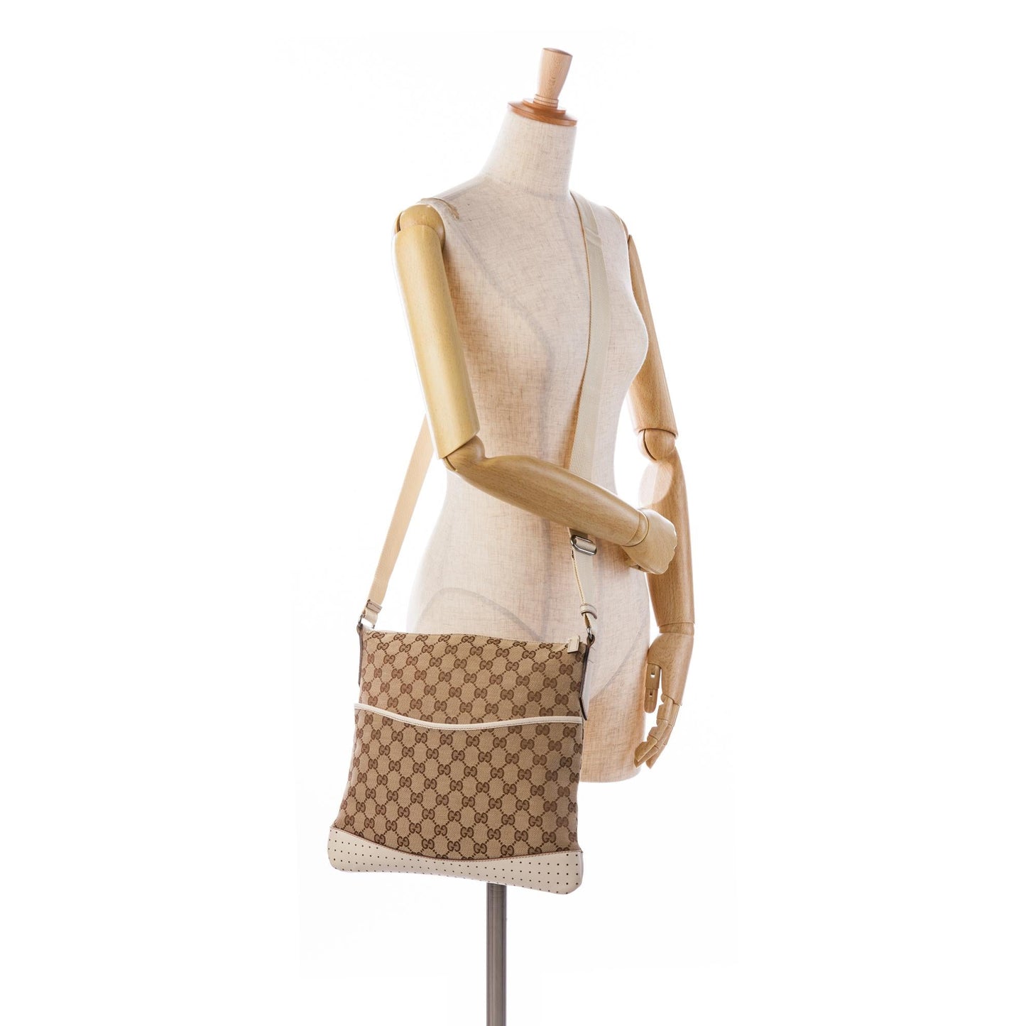 Gucci GG Canvas Crossbody Bag (SHG-Ky3FIn)