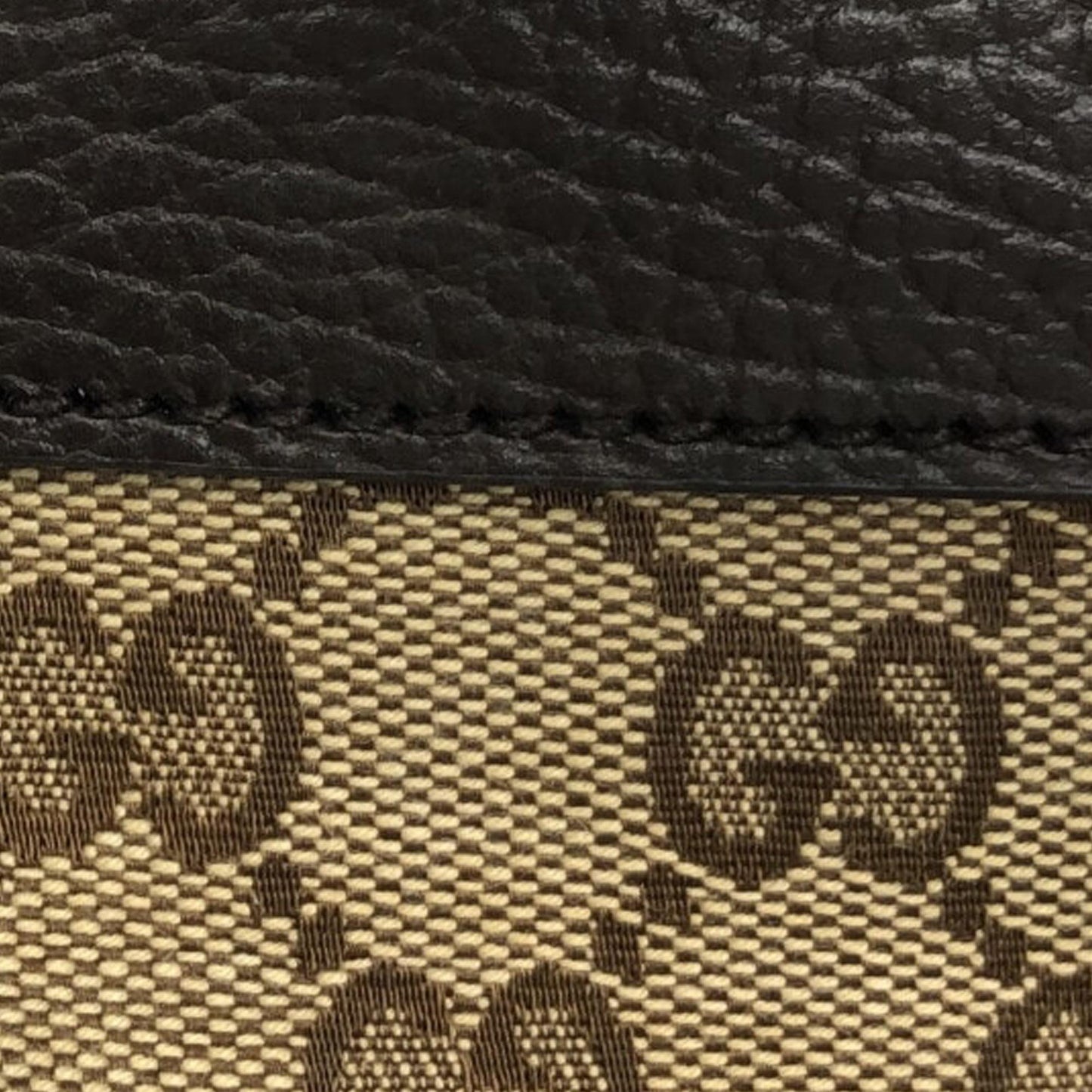 Gucci GG Canvas Drawstring Backpack (SHG-ROBSMj)