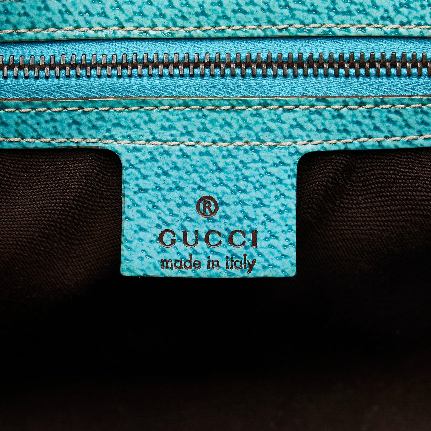 Gucci GG Canvas Nailhead Jackie Bardot (SHG-KfMLGA)