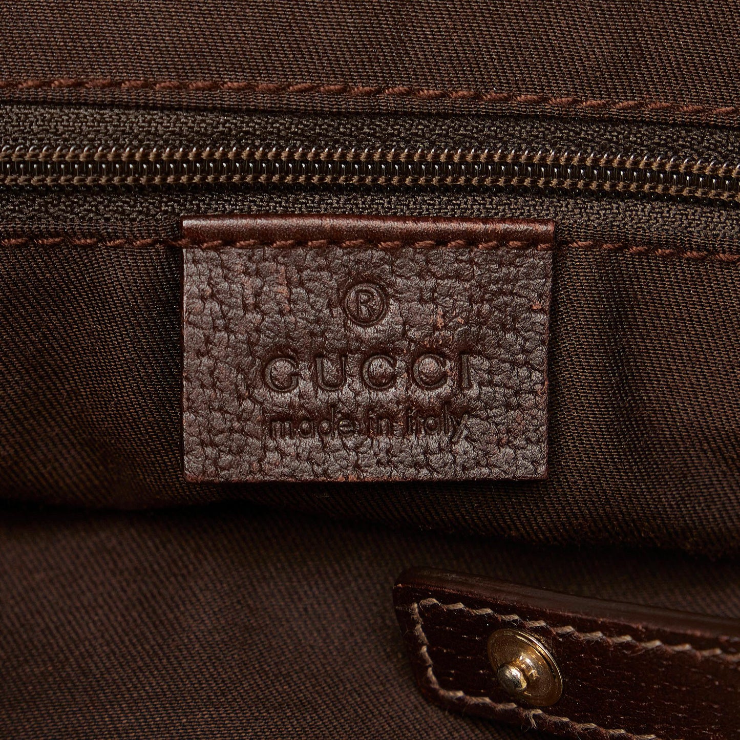 Gucci GG Canvas Pelham Shoulder Bag (SHG-qhGAWQ)