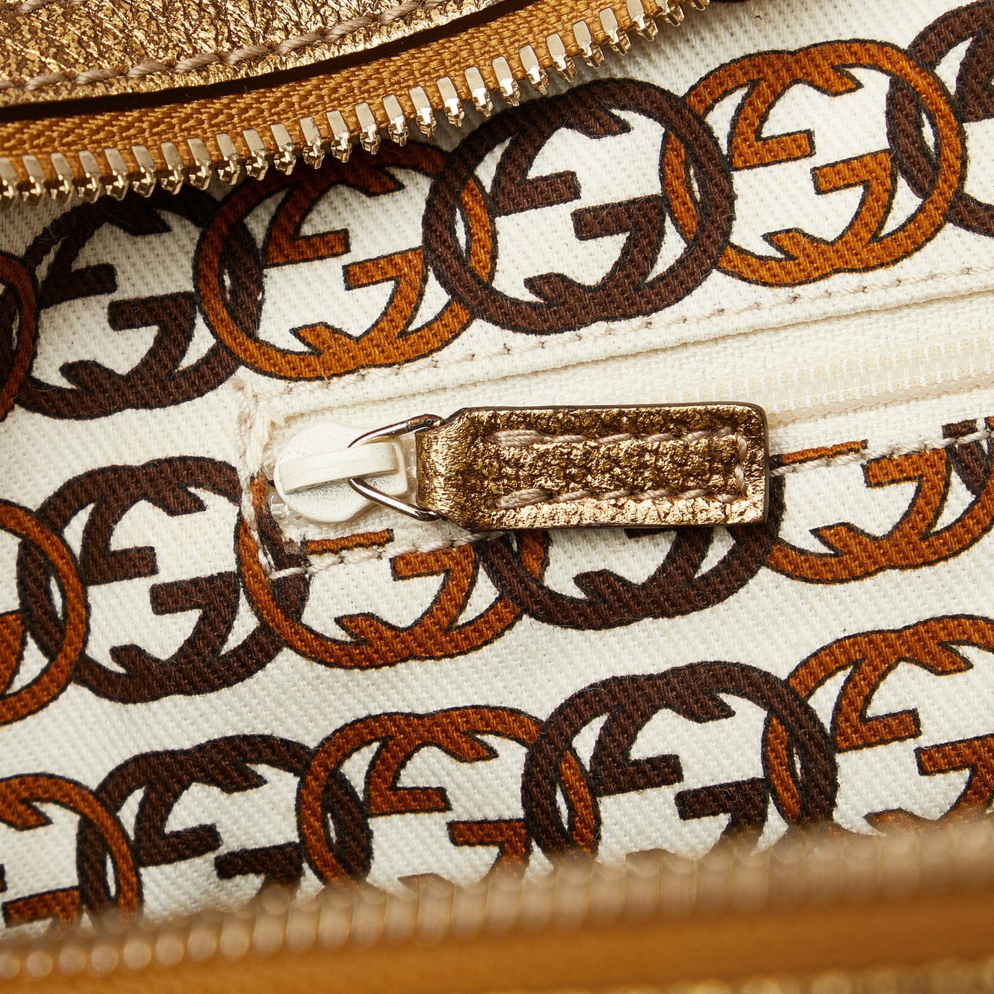 Gucci GG Canvas Princy Shoulder Bag (SHG-ACWQW5)