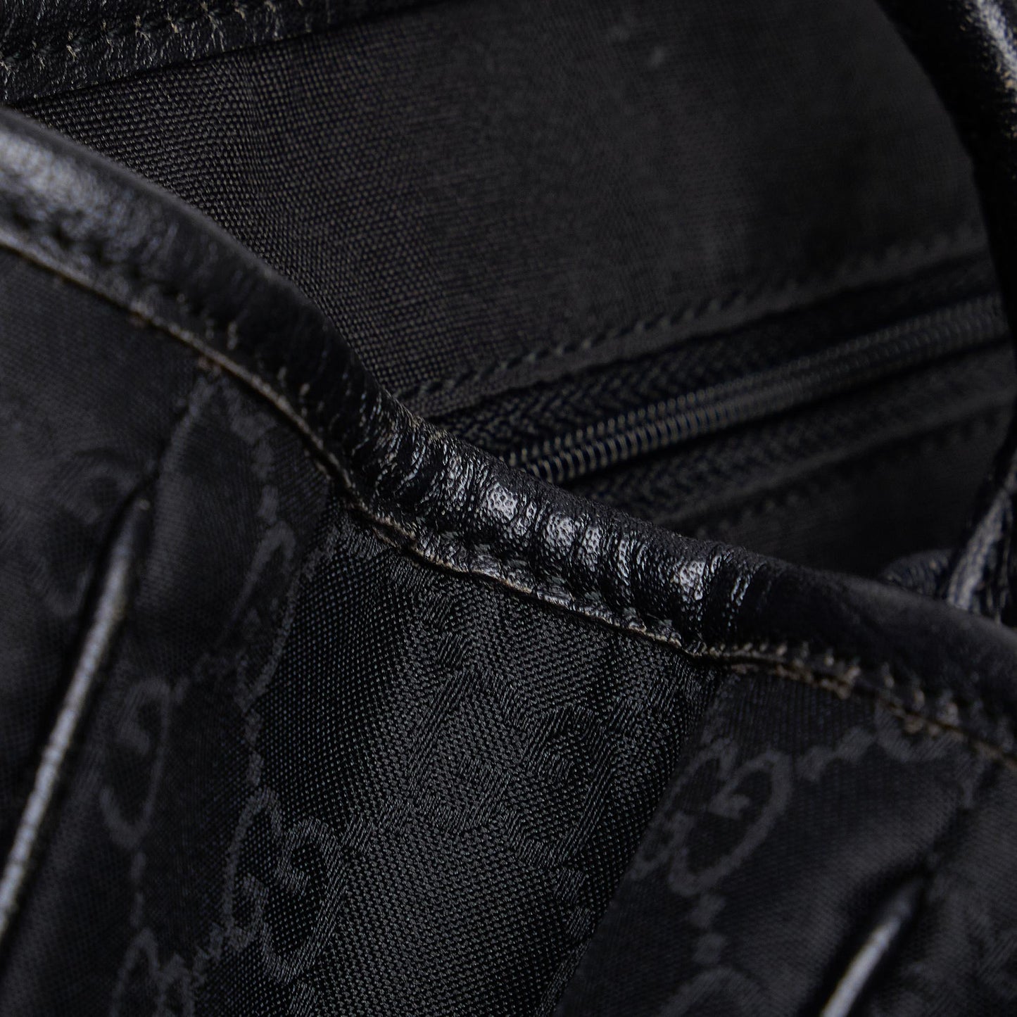 Gucci GG Canvas Princy Tote (SHG-dbmN4Q)