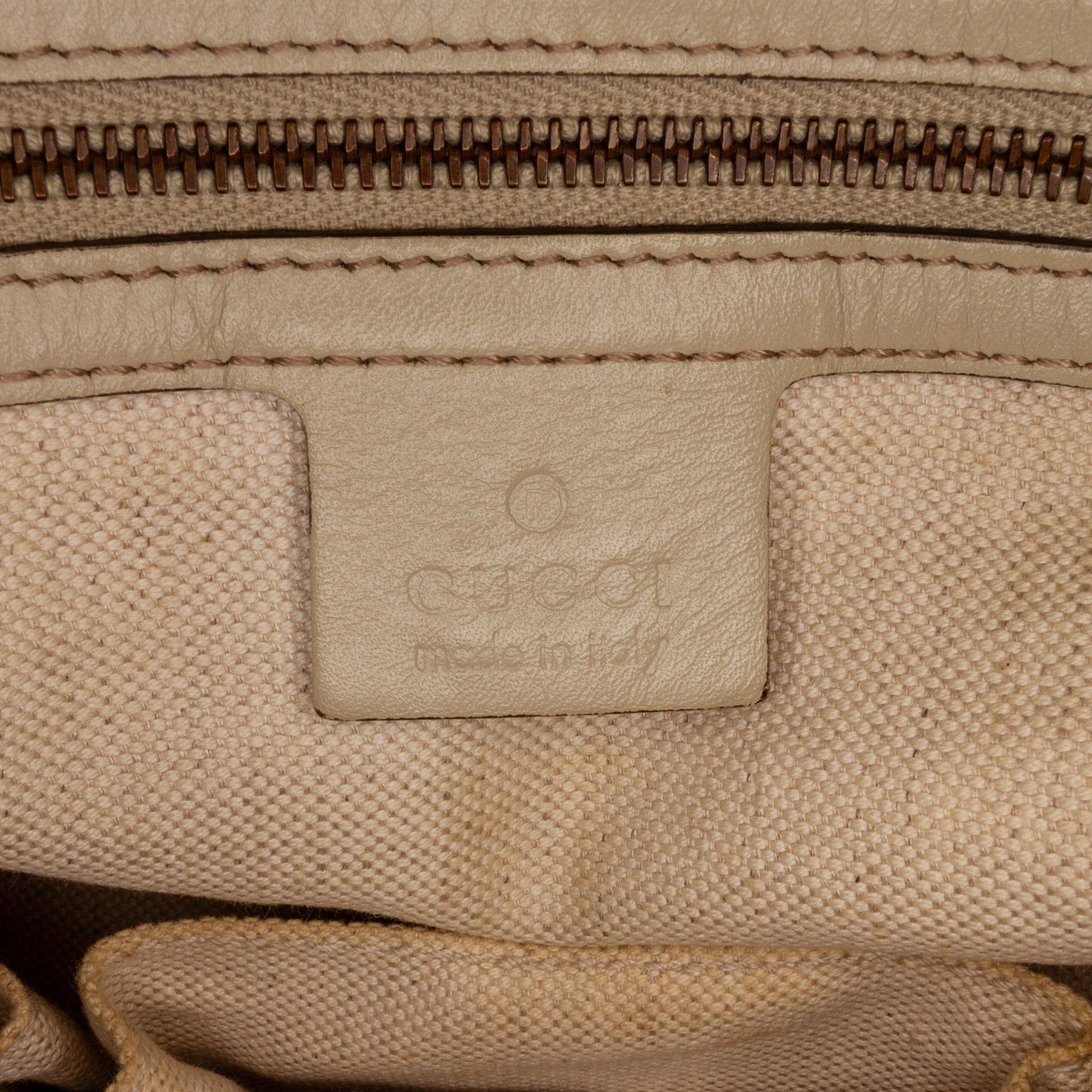 Gucci GG Canvas Scarlett Tote Bag (SHG-V3g75g)