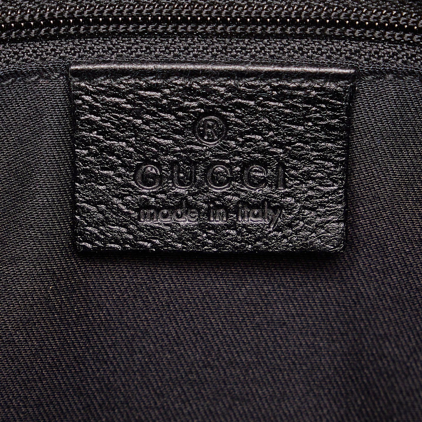 Gucci GG Canvas Shoulder Bag (SHG-BE2f05)