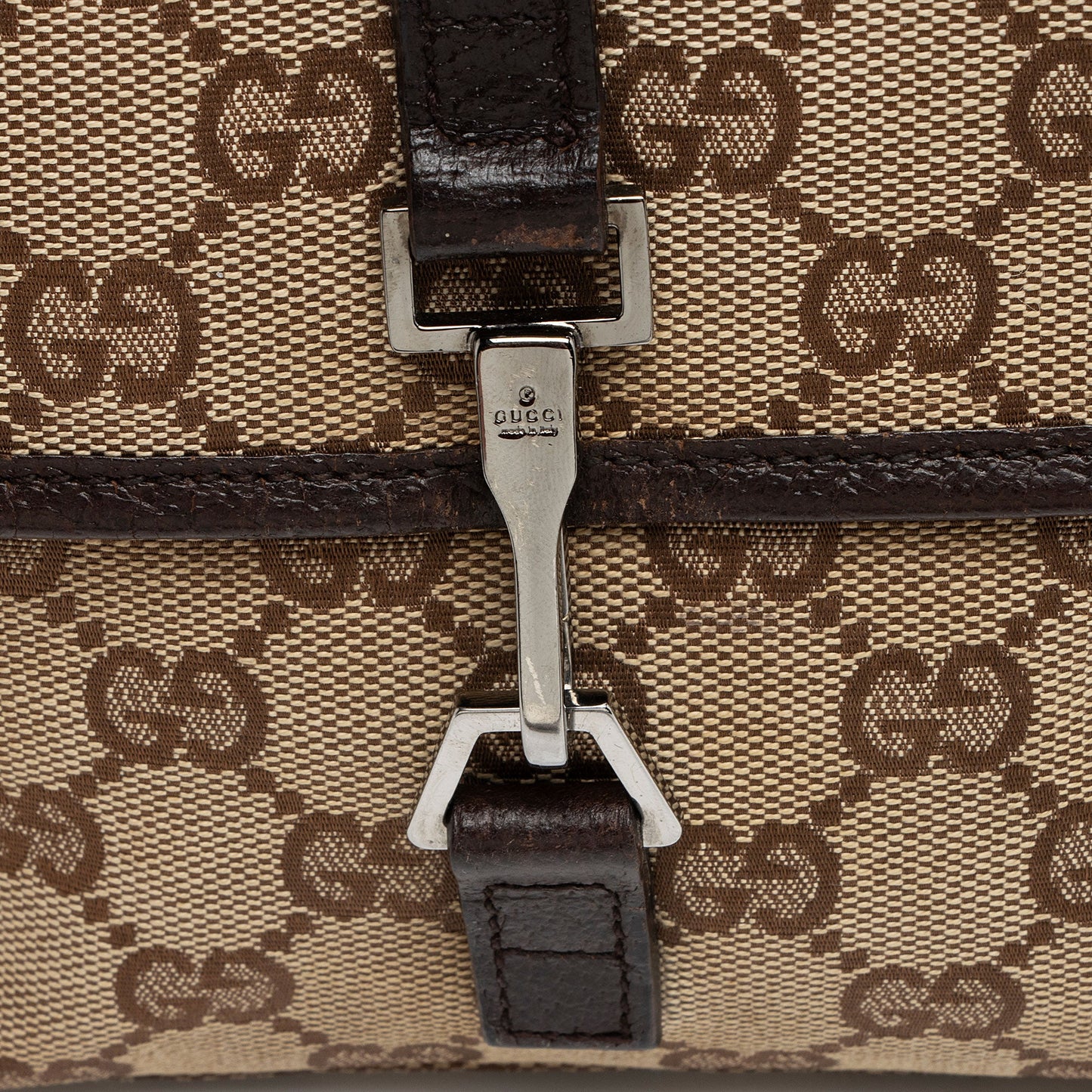 Gucci GG Canvas Small Waist Belt Bag (SHF-aTzoiD)