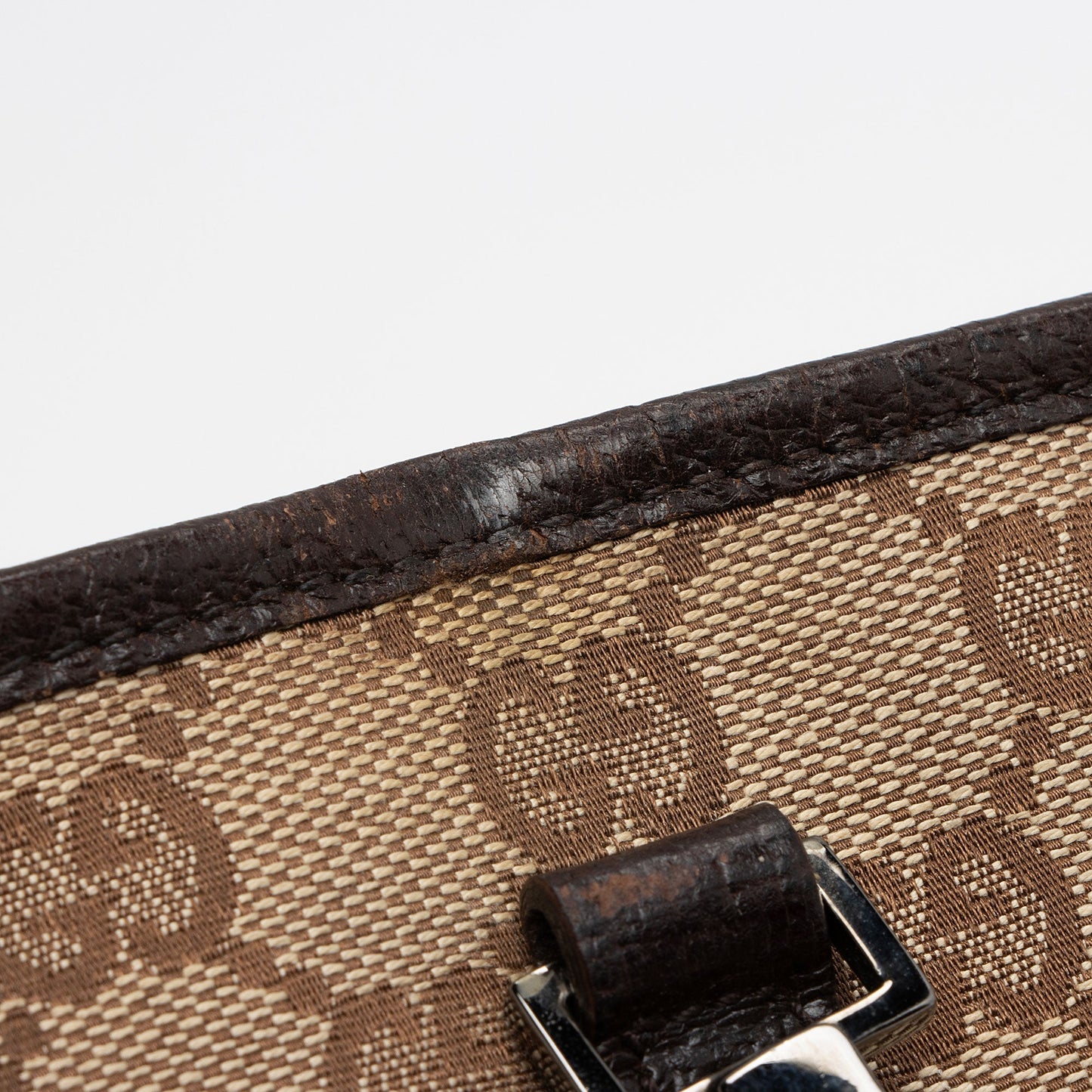 Gucci GG Canvas Small Waist Belt Bag (SHF-aTzoiD)
