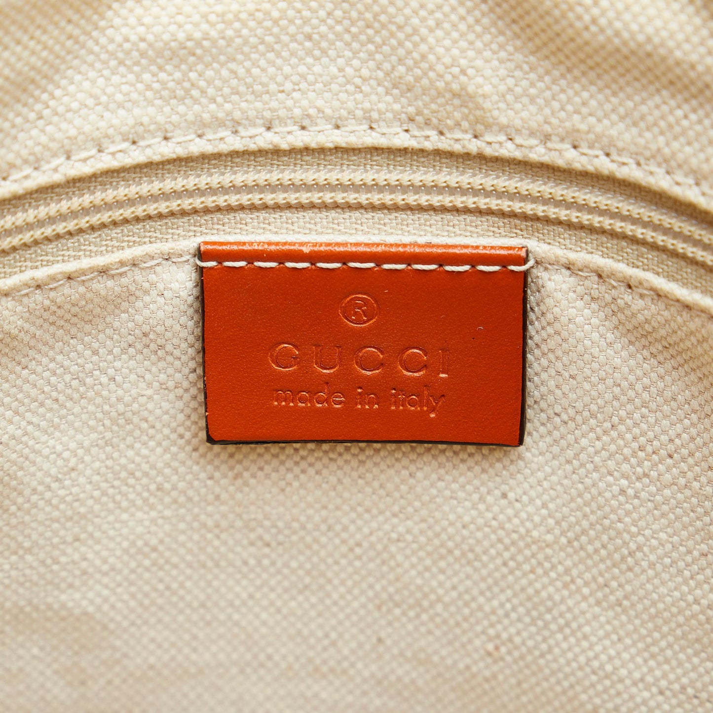 Gucci GG Canvas Sukey Handbag (SHG-FQKJj5)
