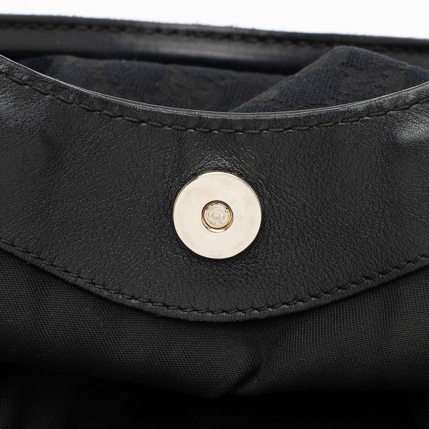 Gucci GG Canvas Sukey Medium Tote (SHF-cYxwRU)
