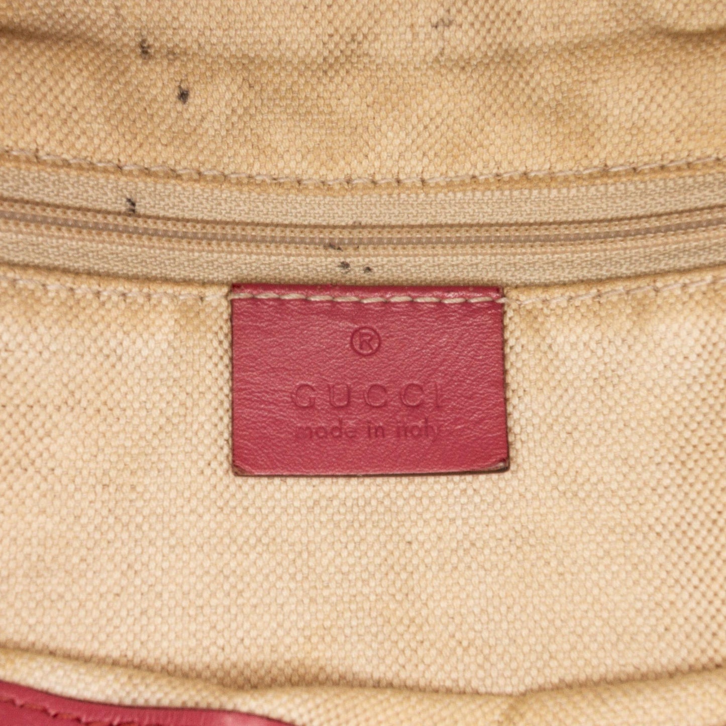 Gucci GG Canvas Sukey Satchel (SHG-2jI04a)